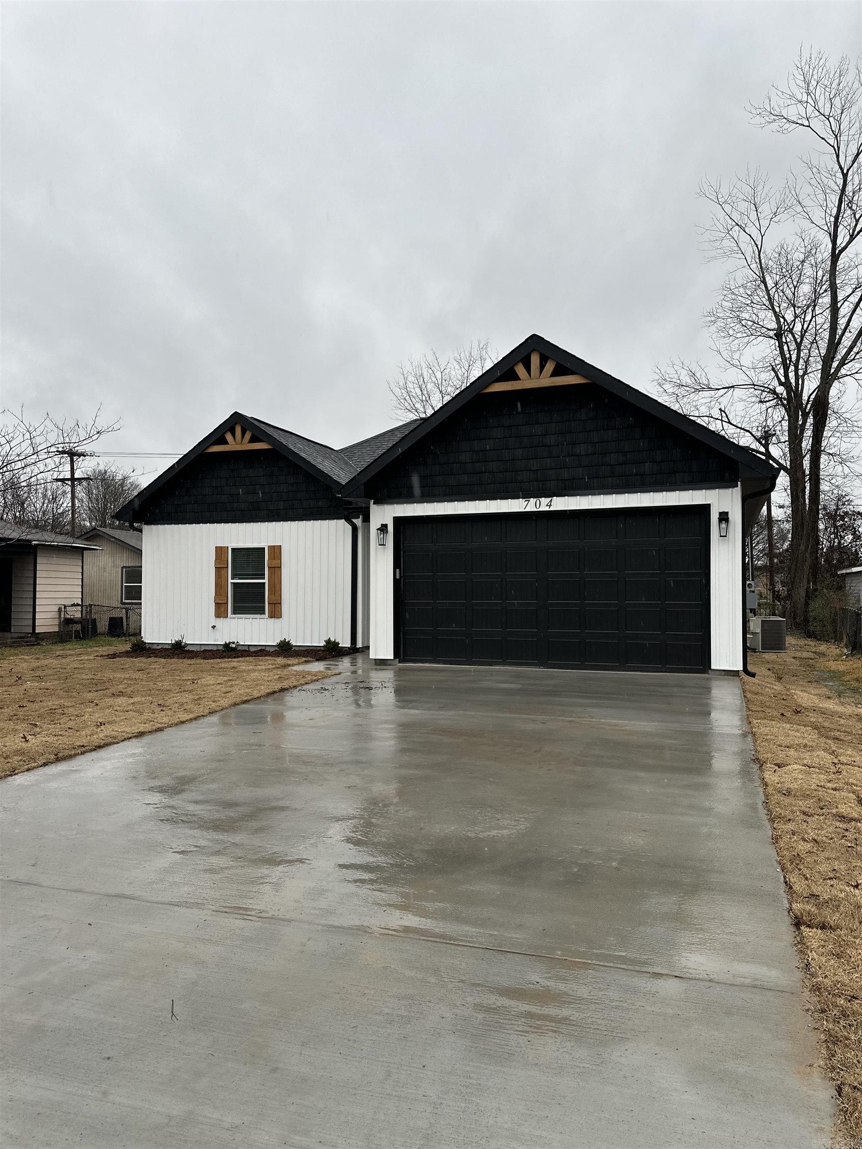 704  Graham  North Little Rock, AR