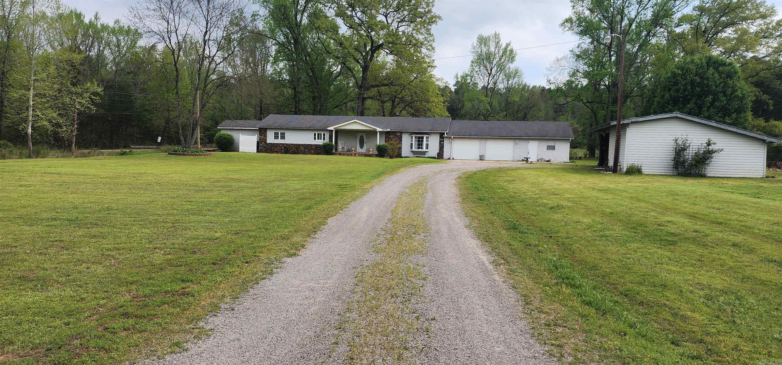 567  Broomfield Rd  Dover, AR