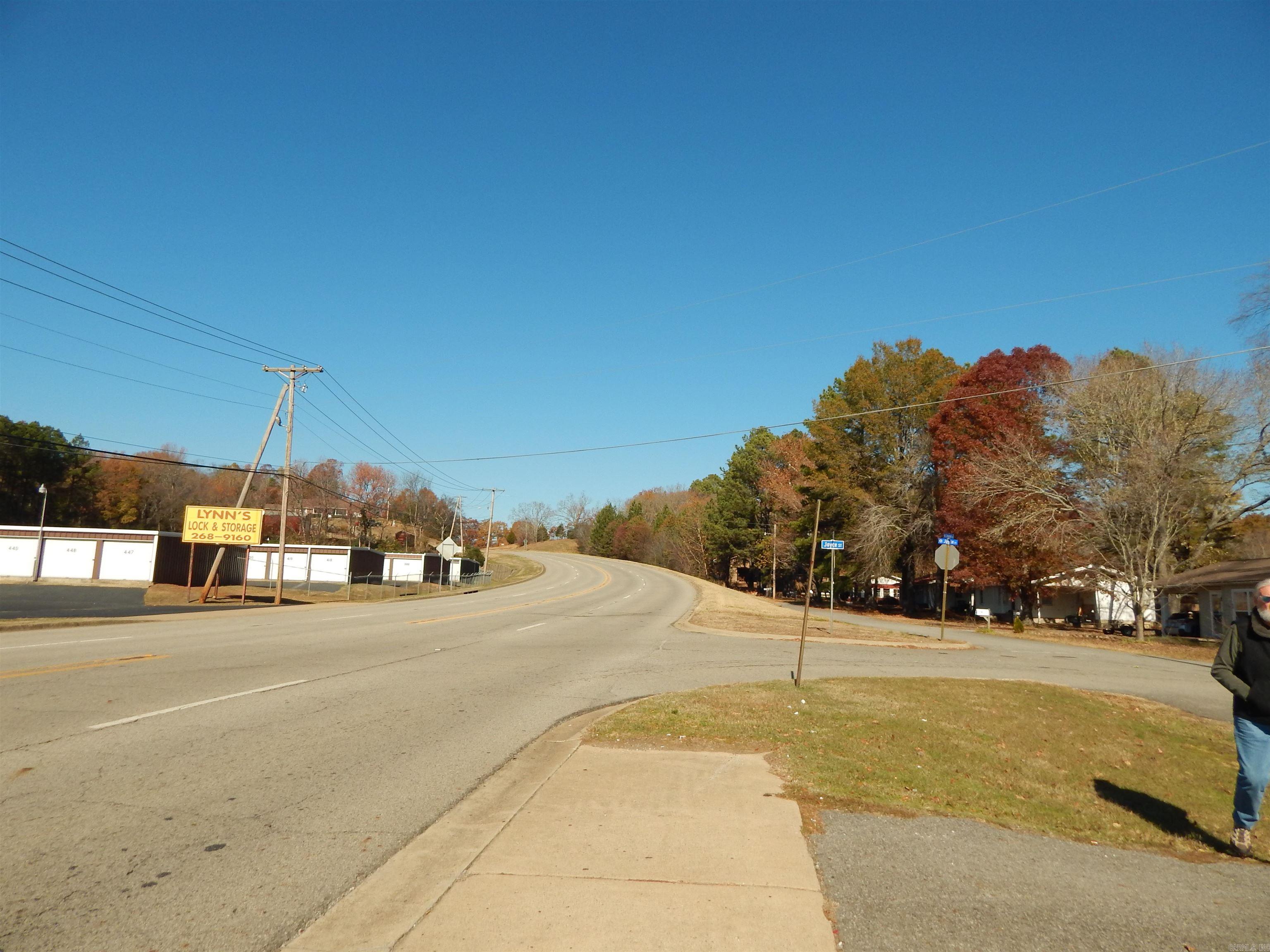 1304 N Maple Street  Searcy, AR