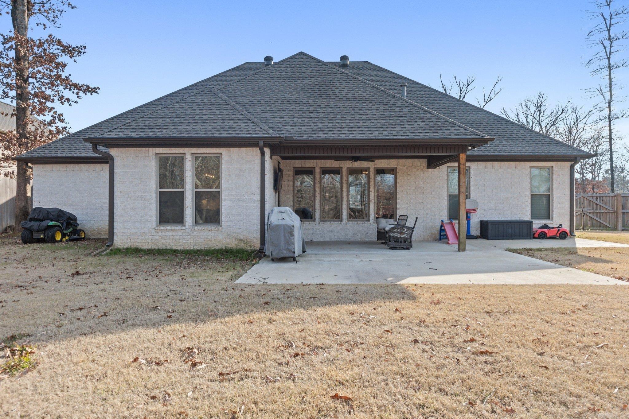 834  Grand Teton  Benton, AR