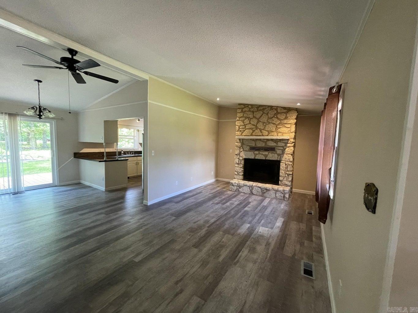 302 E Church  Horseshoe Bend, AR