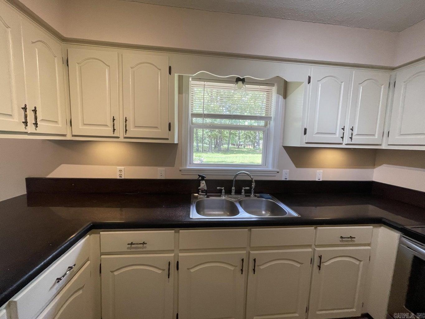 302 E Church  Horseshoe Bend, AR