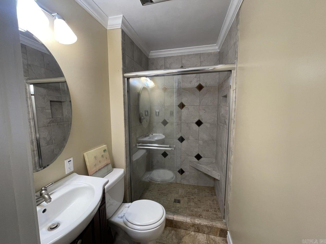 302 E Church  Horseshoe Bend, AR