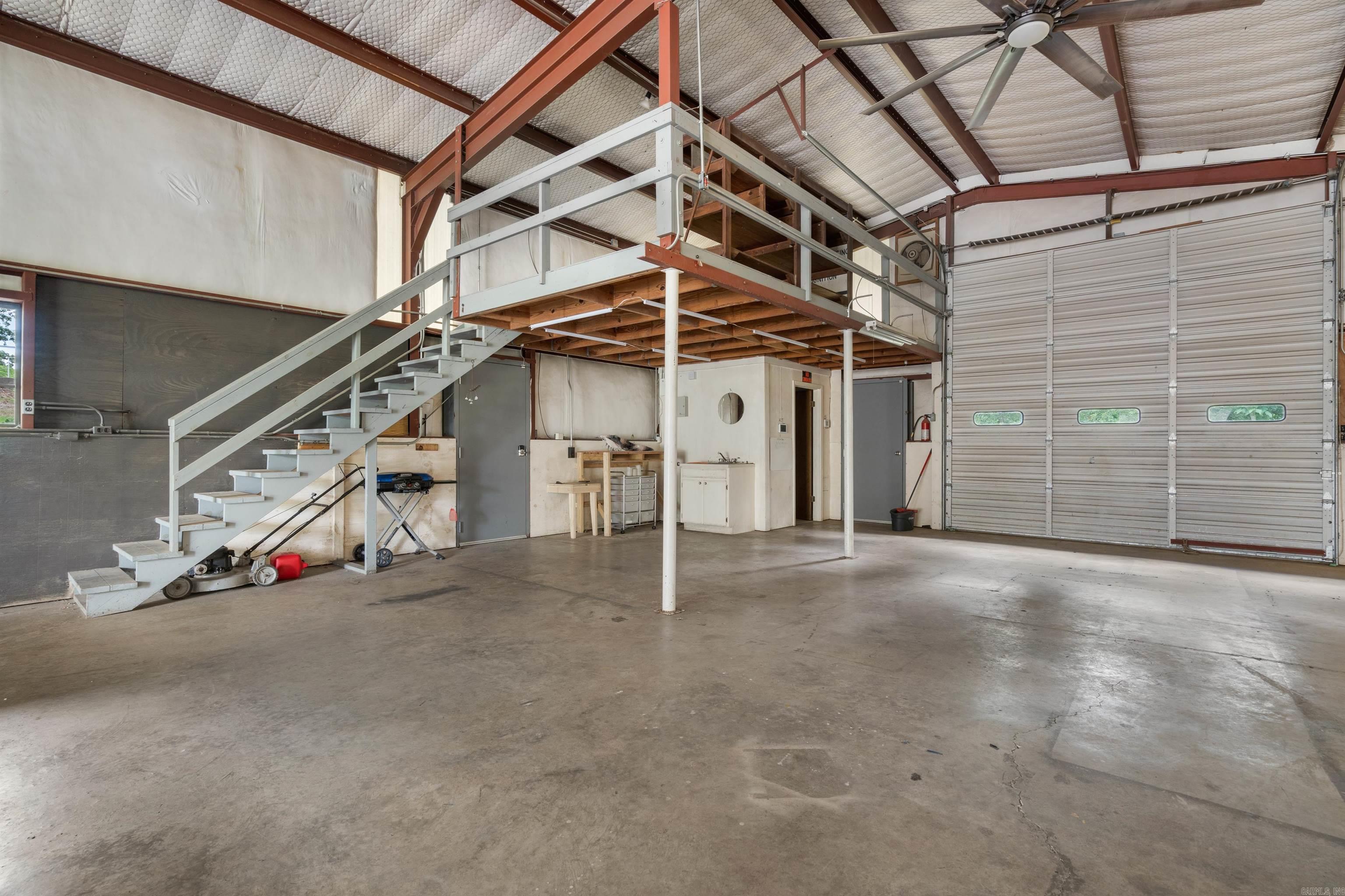 204  Laurel  Mount Ida, AR