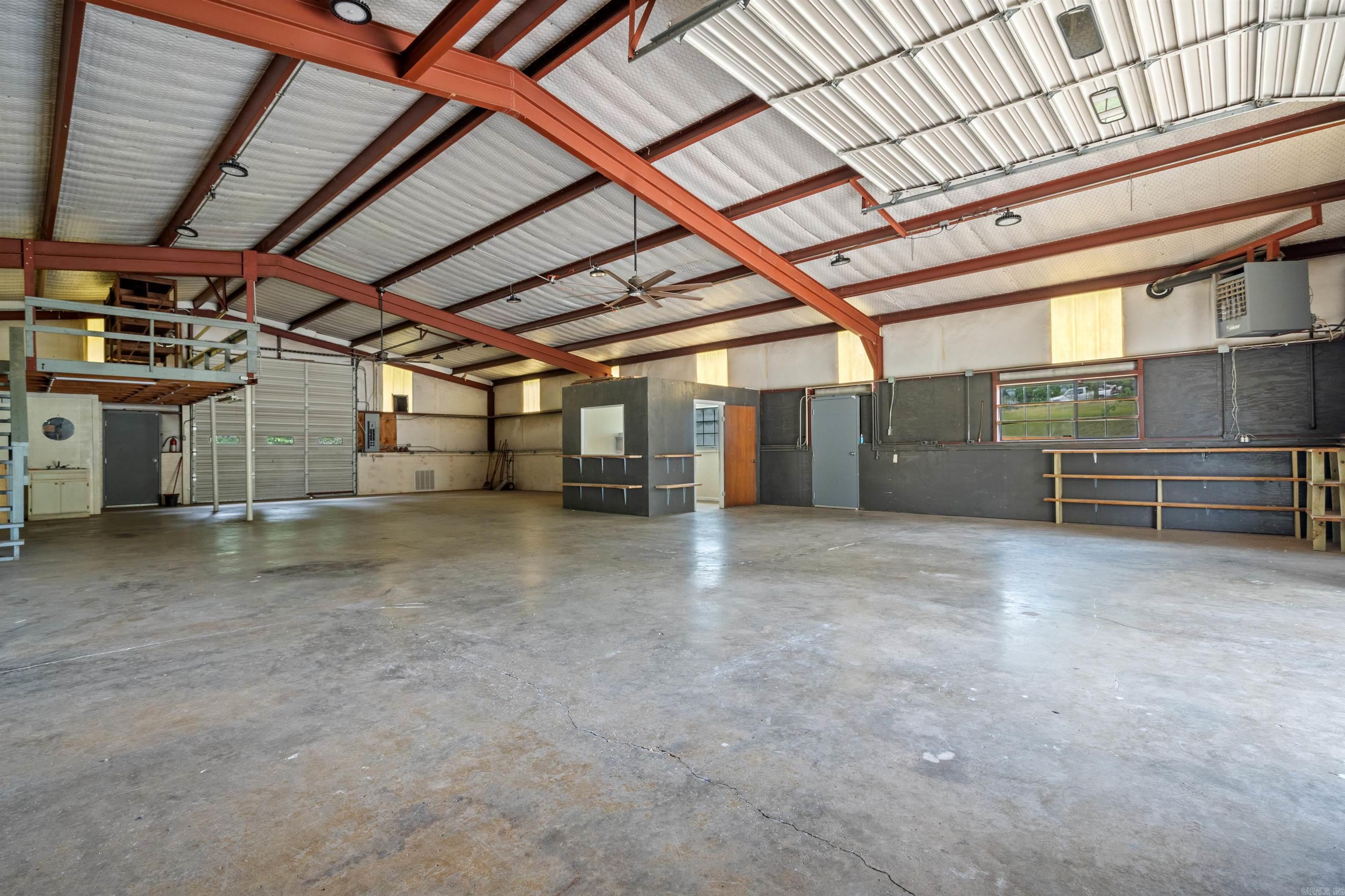 204  Laurel  Mount Ida, AR