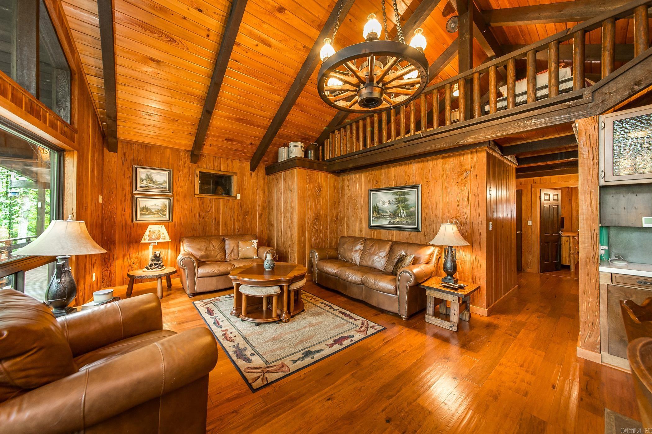 339  Salt Cave  Greers Ferry, AR