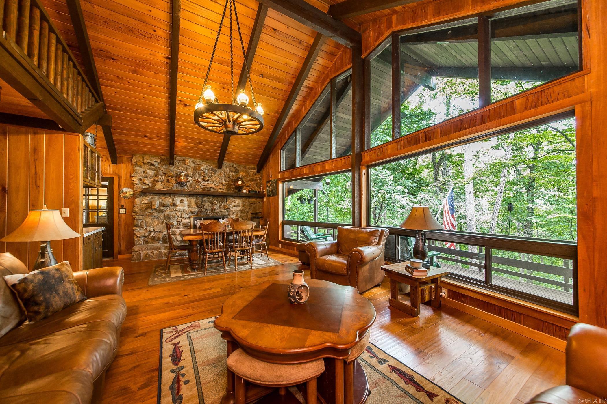 339  Salt Cave  Greers Ferry, AR
