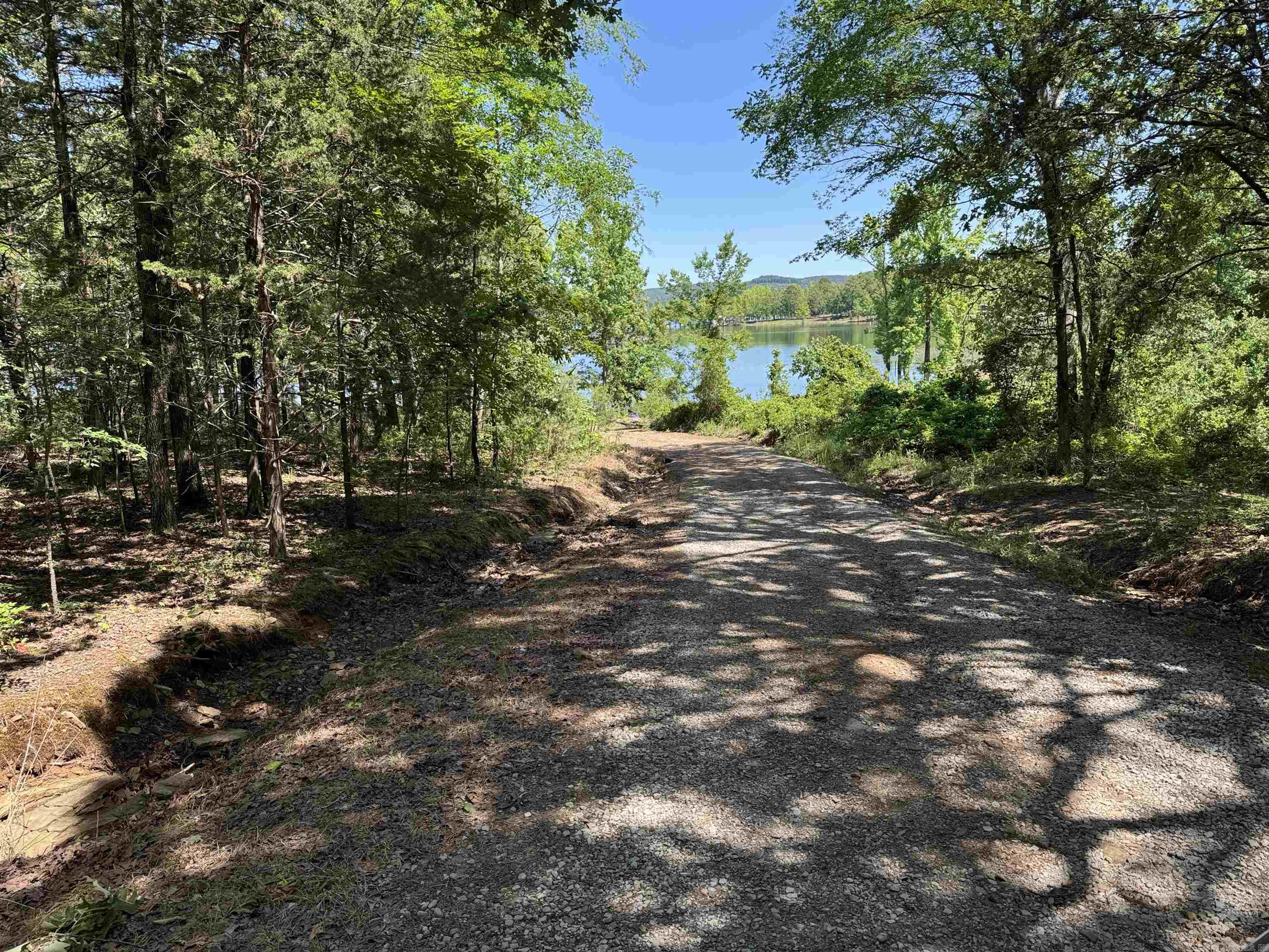 39  Lakeview  Greers Ferry, AR