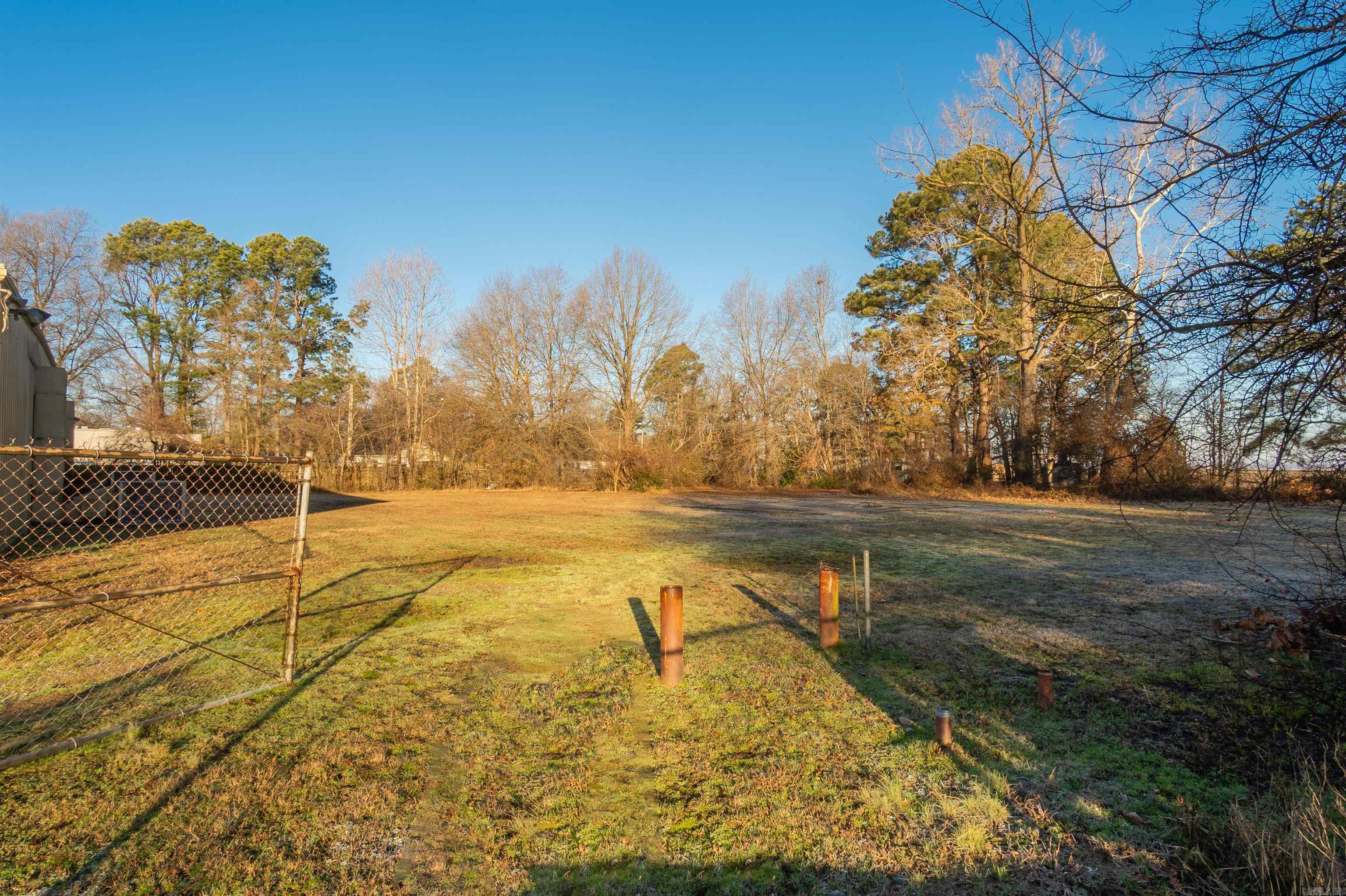 1005 E Fordyce  England, AR