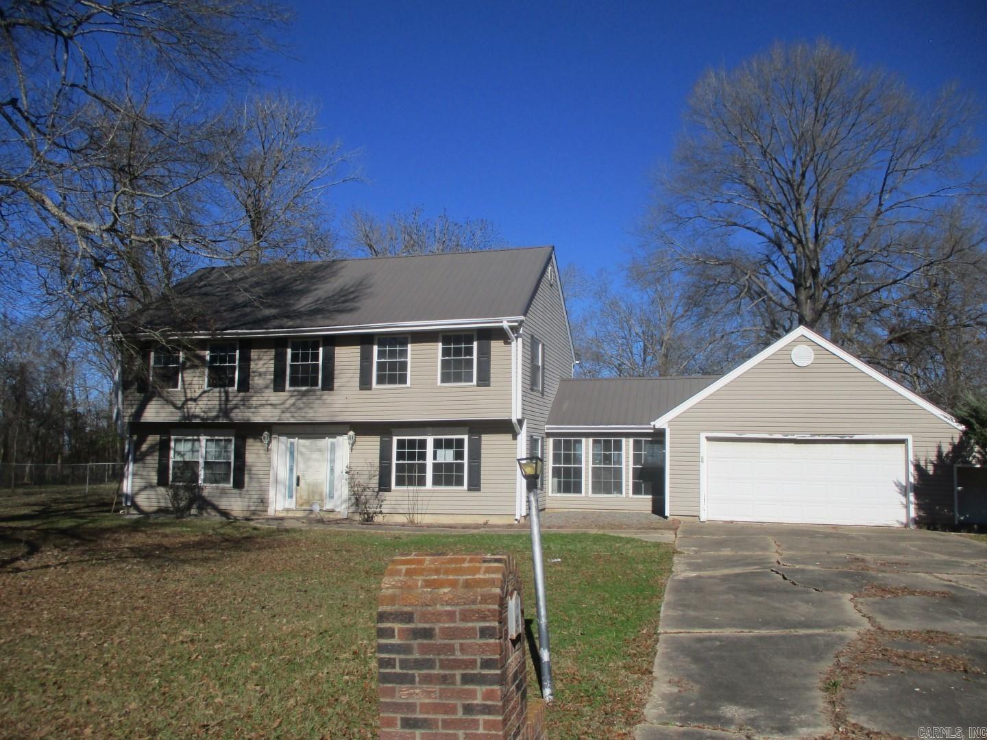 25  Fairview  McGehee, AR