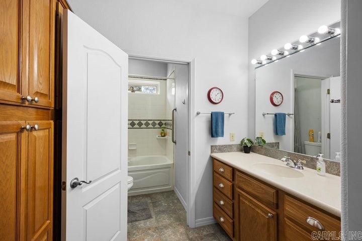 508  Private Road  Knoxville, AR