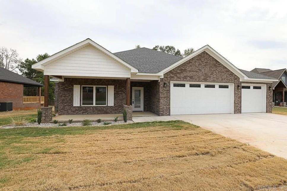 211  Grant  Bryant, AR