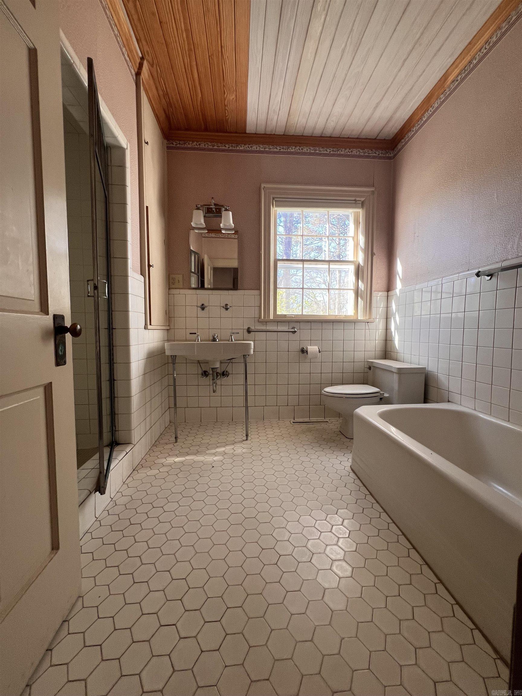 714  Graham  Camden, AR