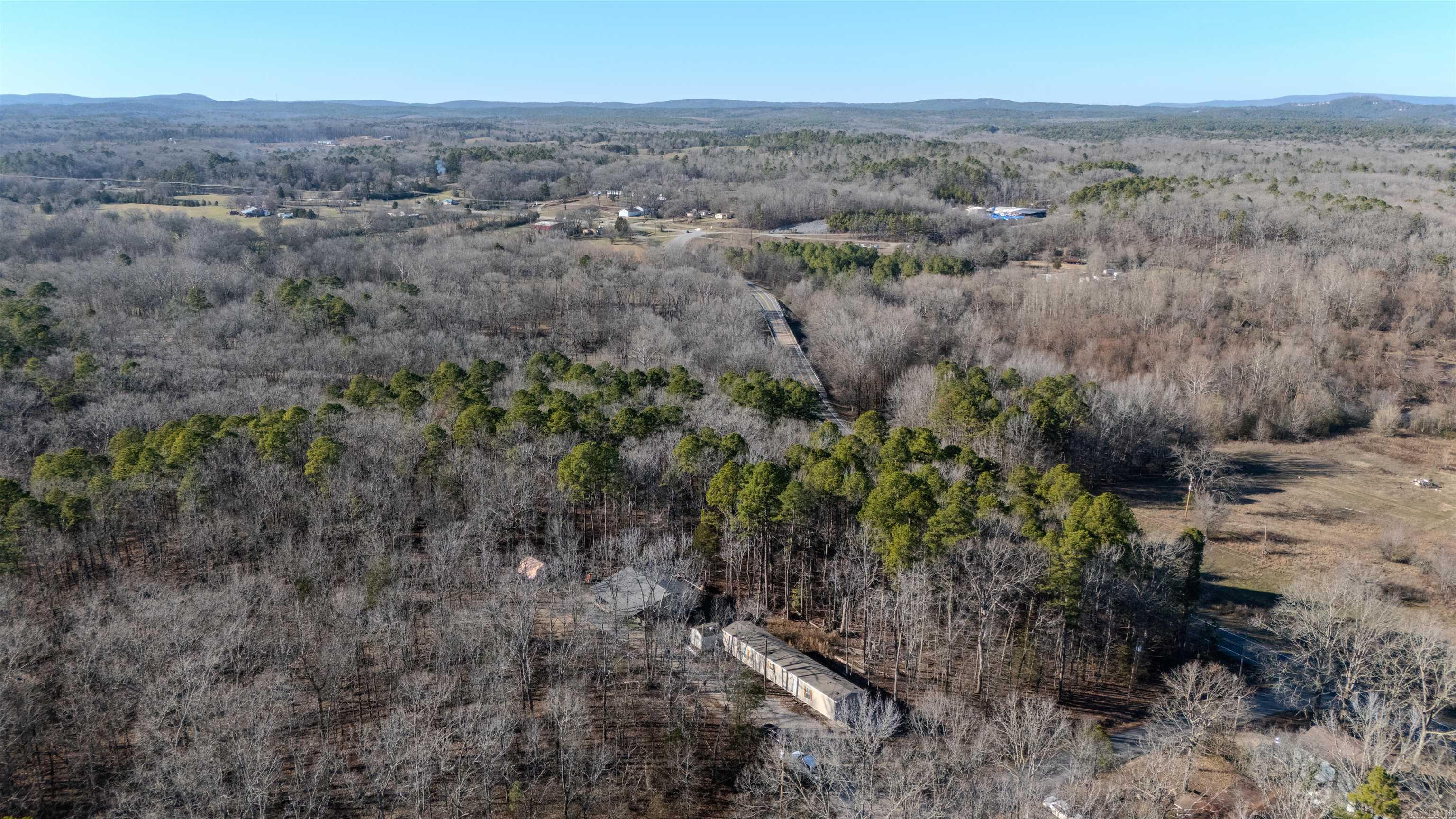 120  Needham  Fountain Lake, AR