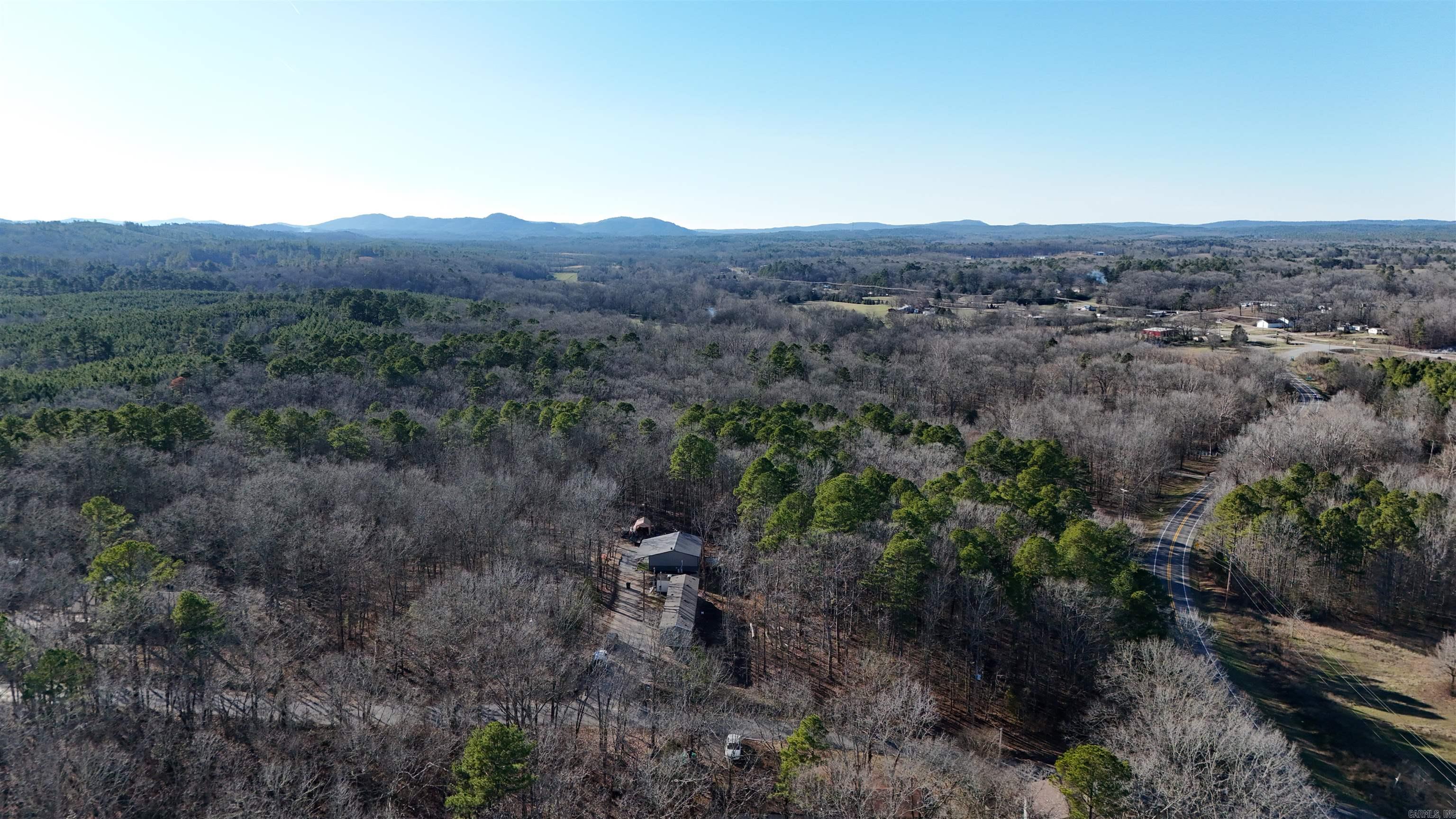 120  Needham  Fountain Lake, AR