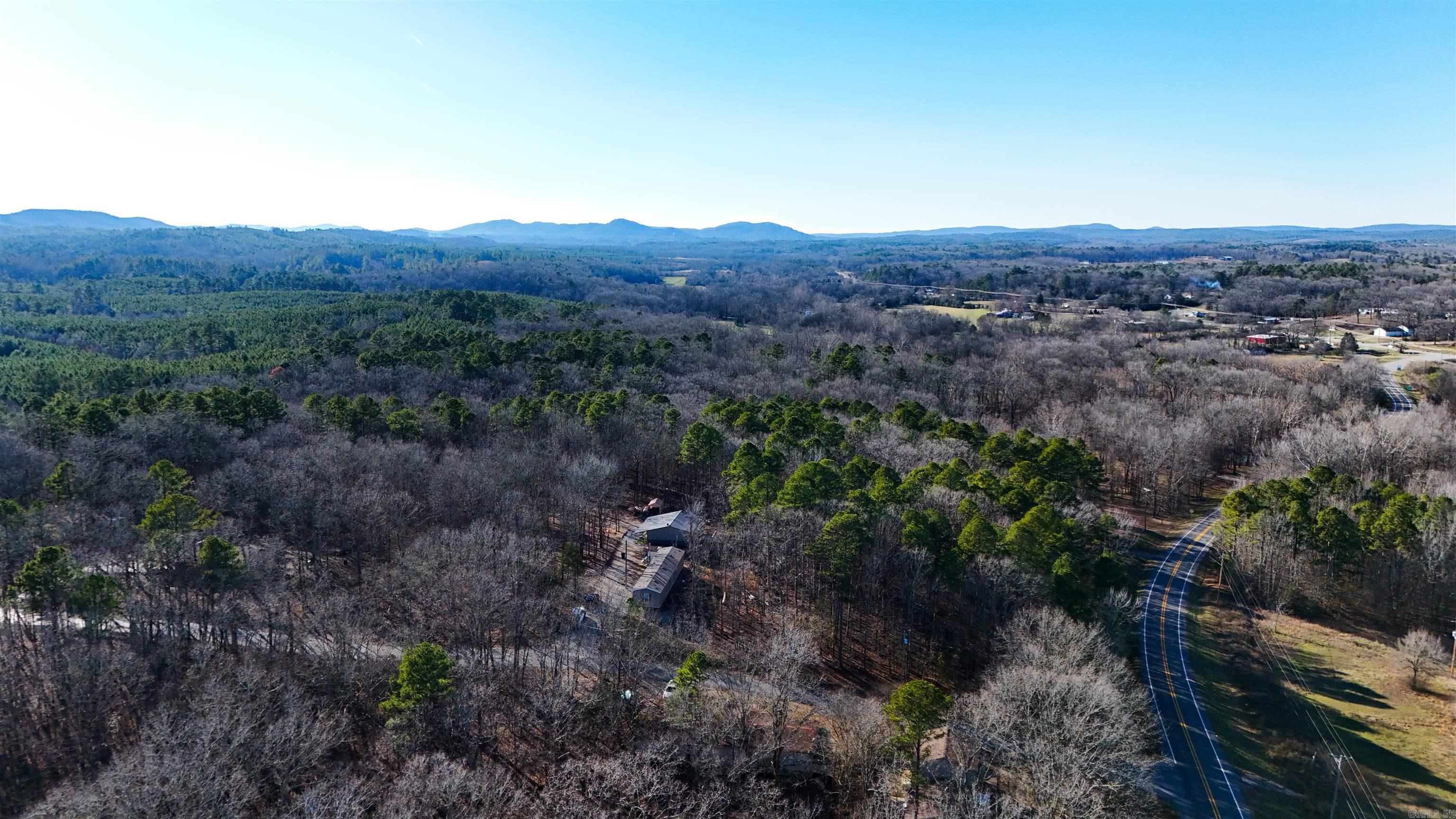 120  Needham  Fountain Lake, AR