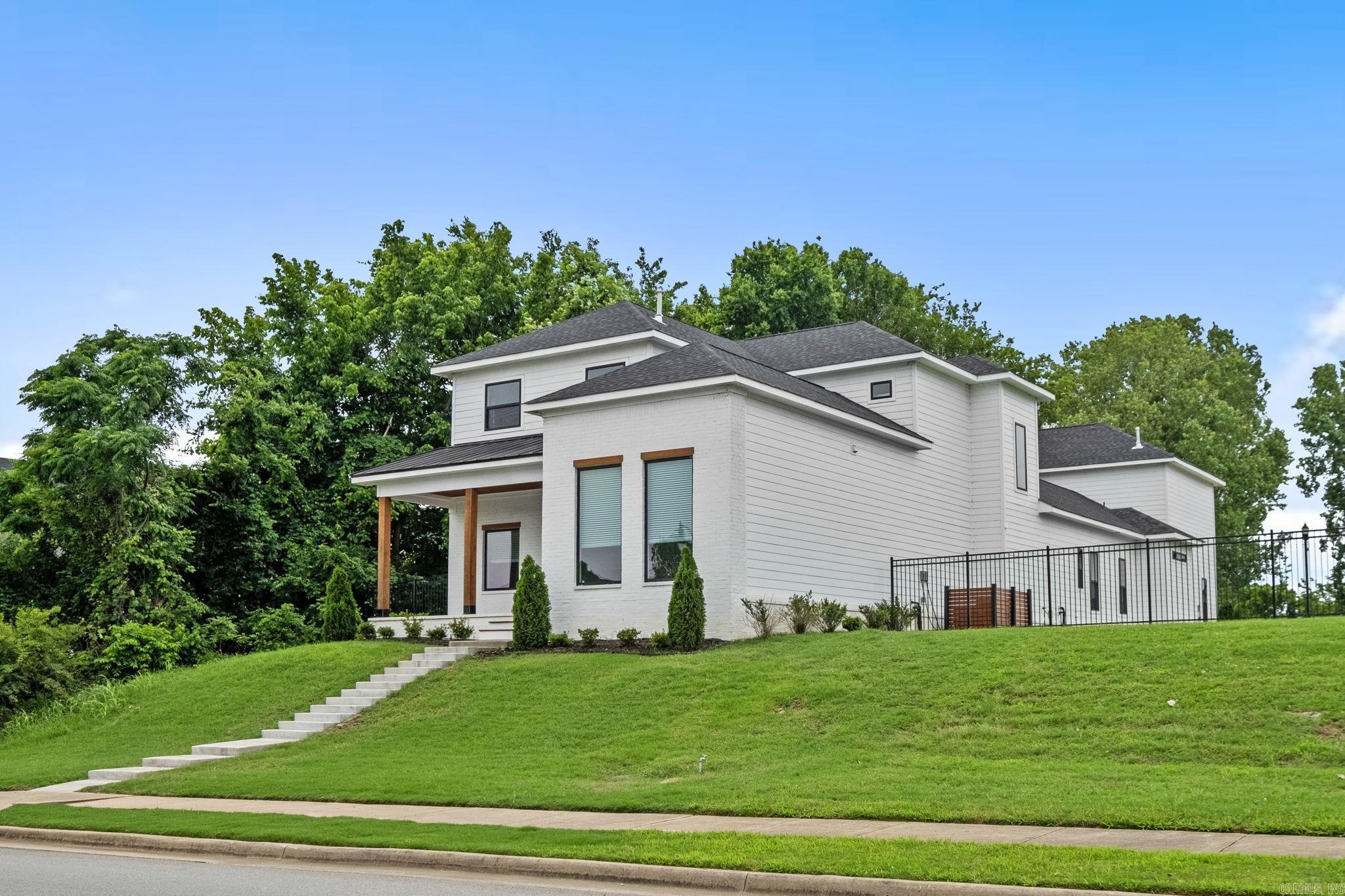 1301  Rockwater Ln  North Little Rock, AR