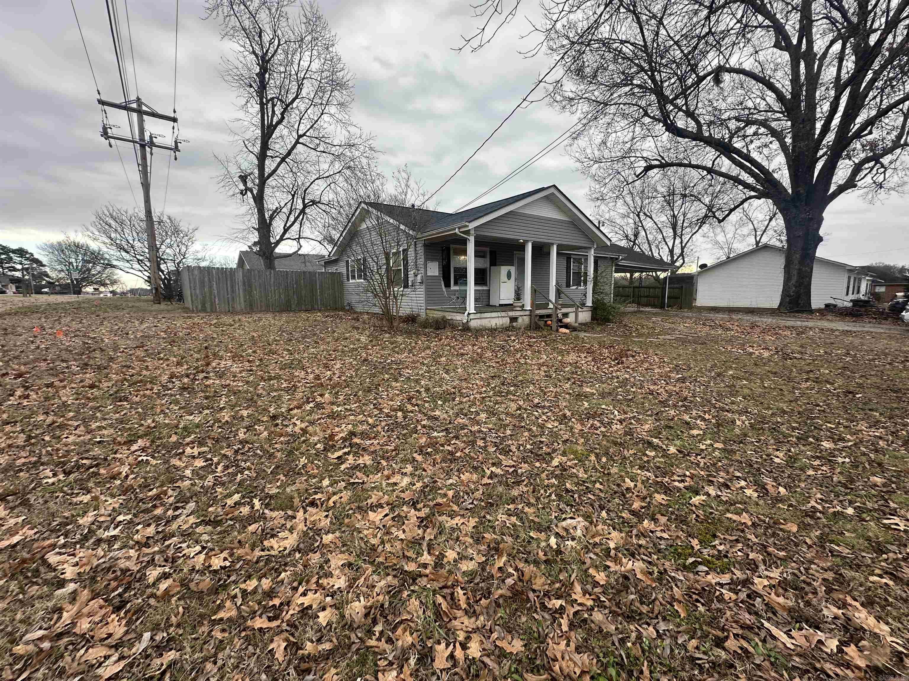 97 S Oak  Brookland, AR