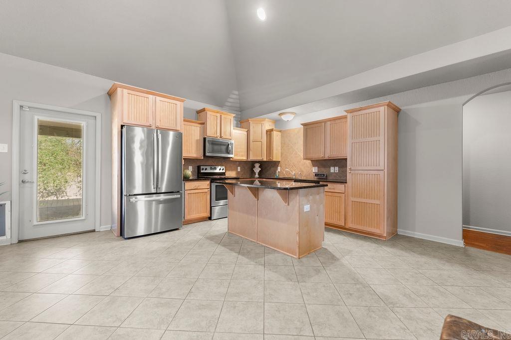 1980  Massee Gardens  Conway, AR