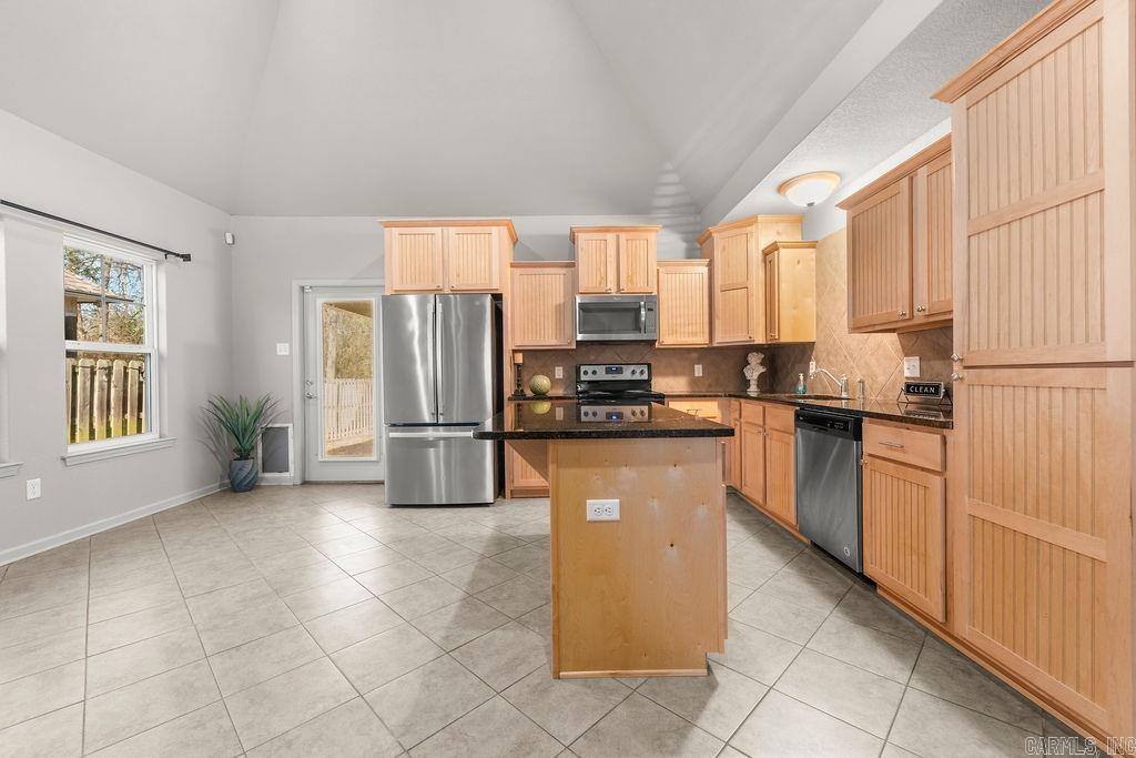 1980  Massee Gardens  Conway, AR