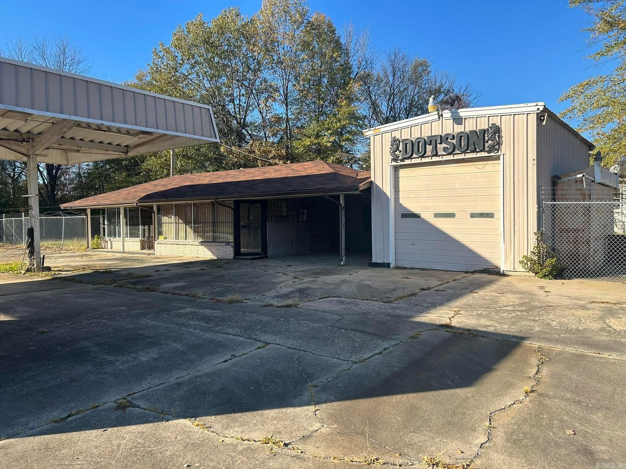 903 E Harding Ave  Pine Bluff, AR