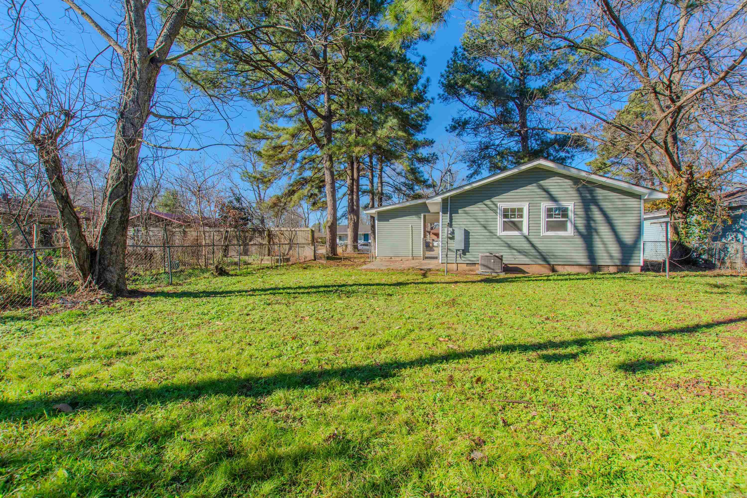 936  Roseclair  North Little Rock, AR