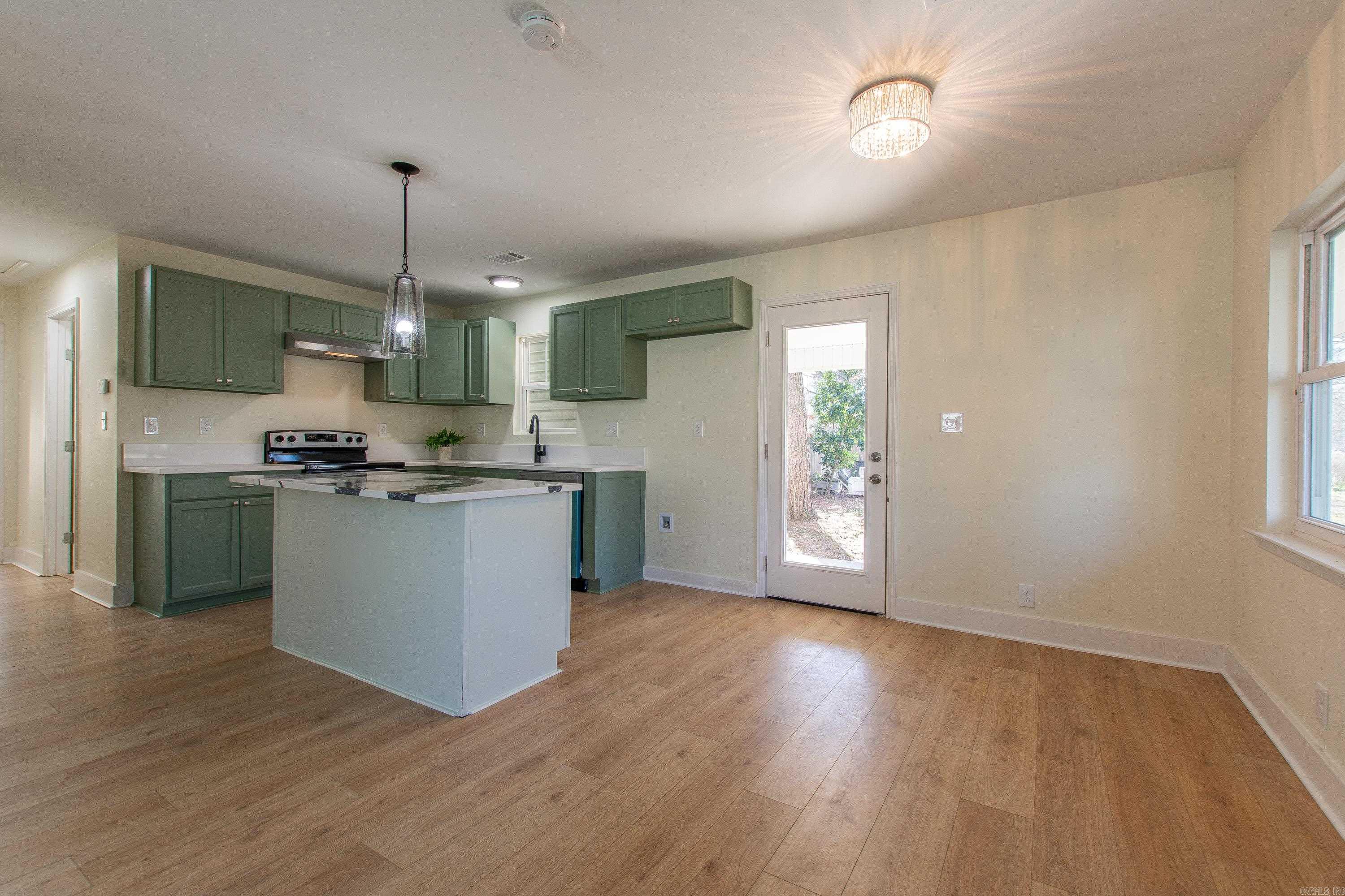 936  Roseclair  North Little Rock, AR