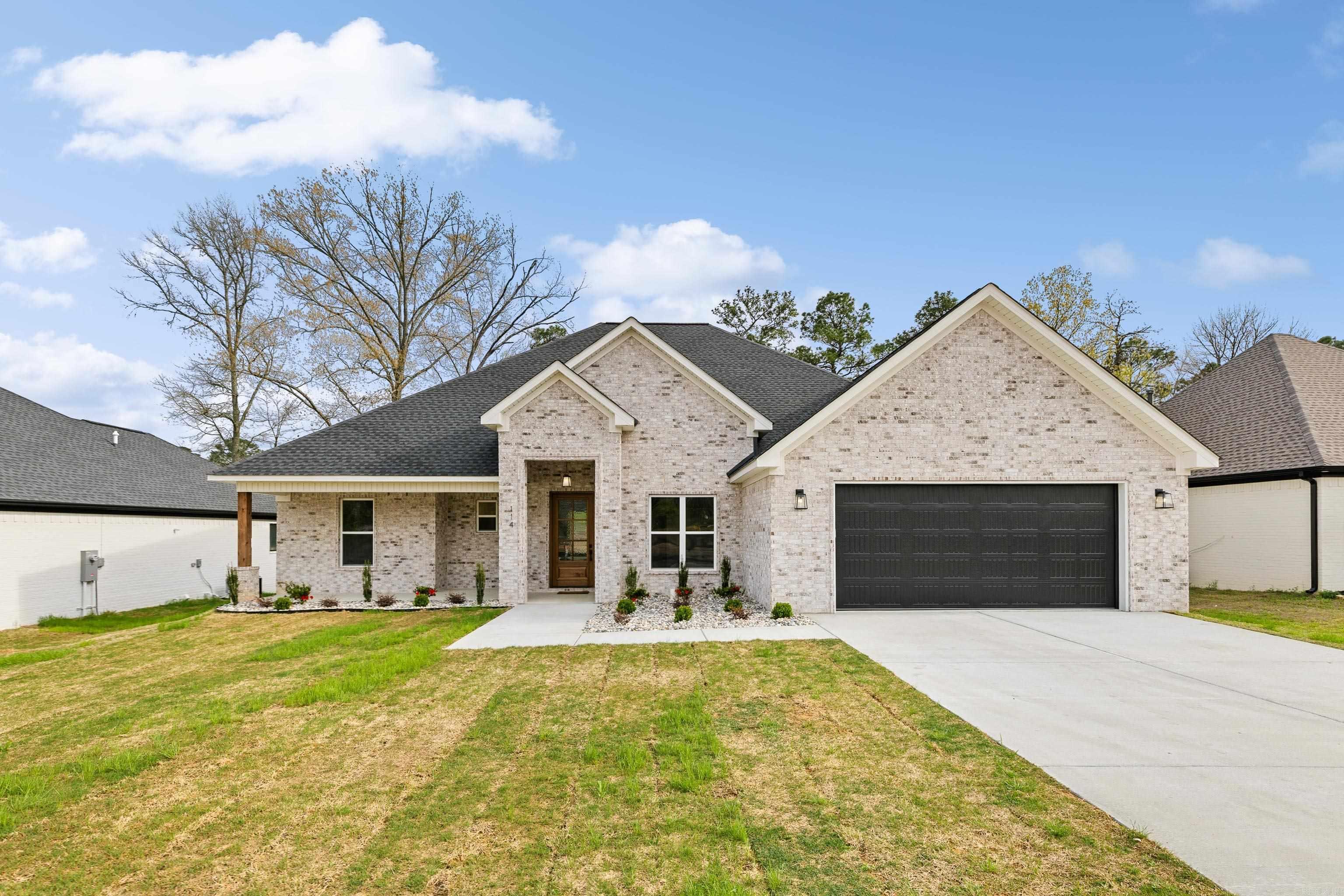 114  Harmony Village  Haskell, AR