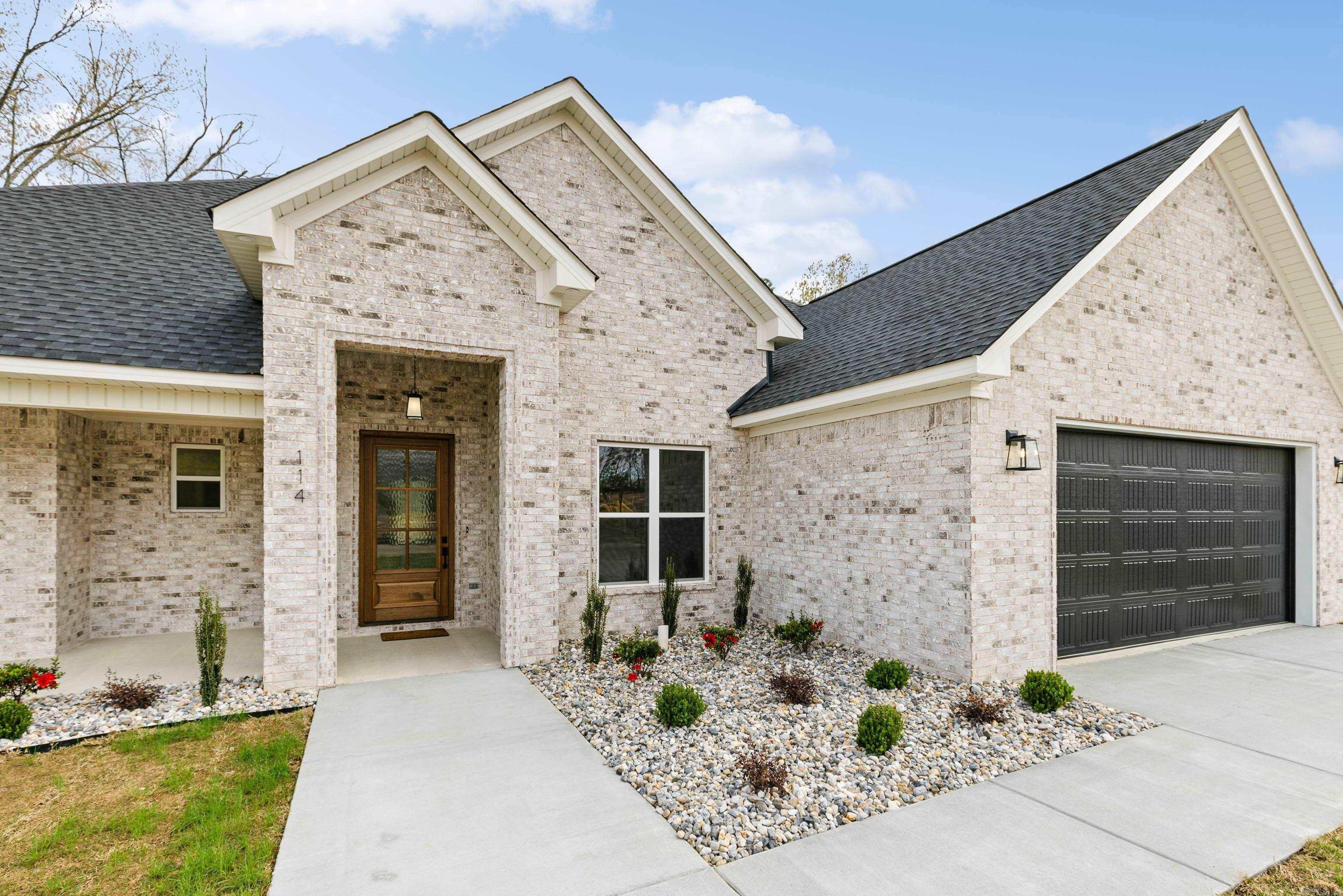 114  Harmony Village  Haskell, AR