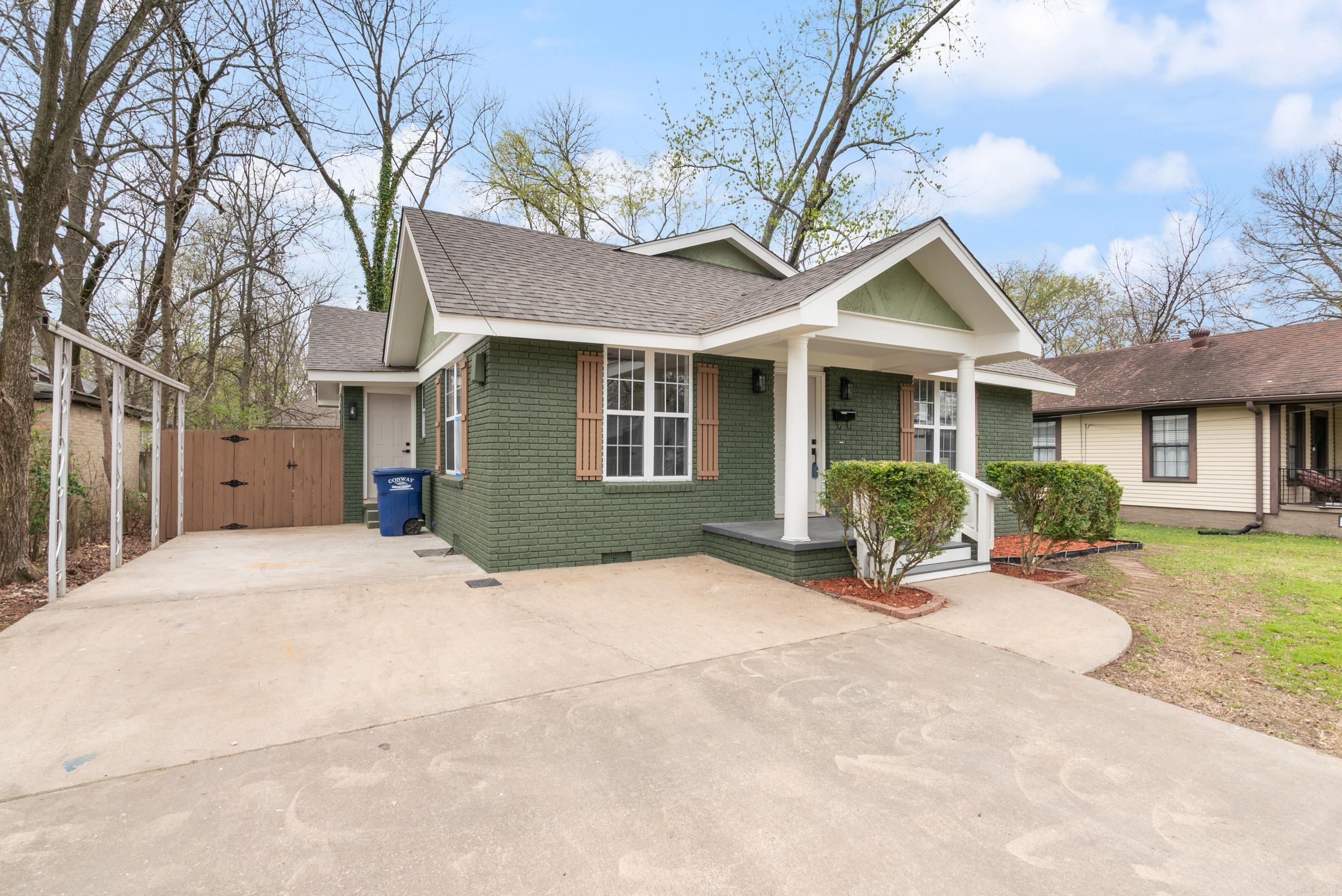1823  Independence Ave  Conway, AR