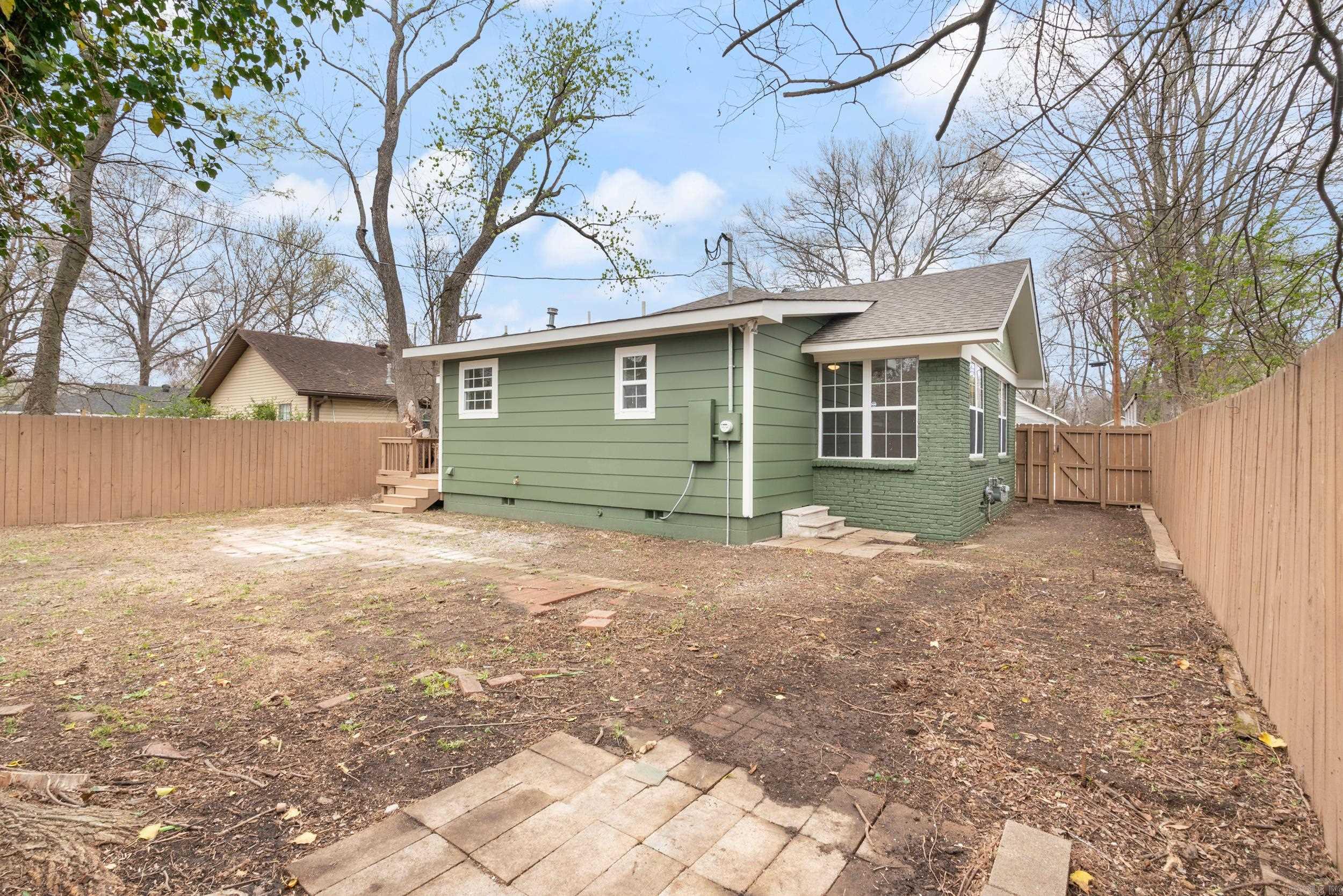 1823  Independence Ave  Conway, AR
