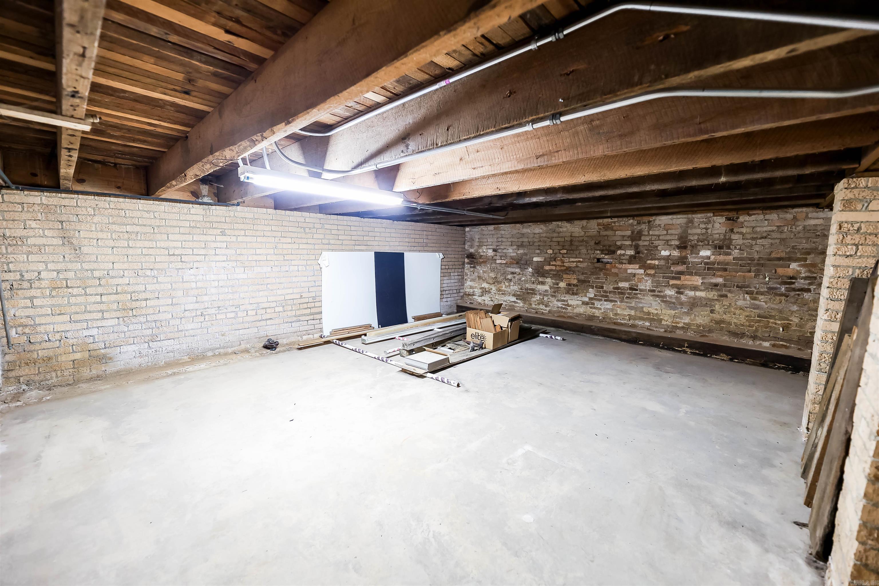106 E Washington  Camden, AR