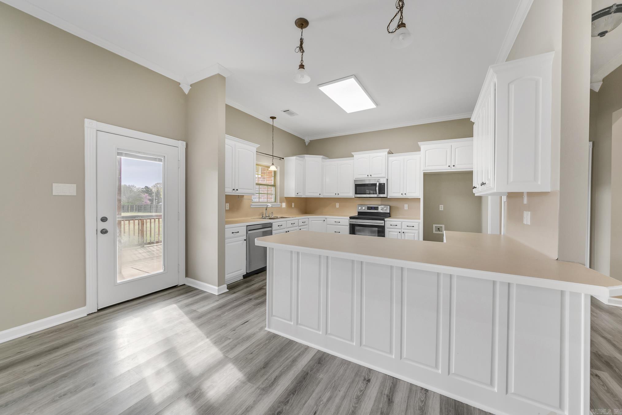 423  Sunset Country Ln  Lonoke, AR