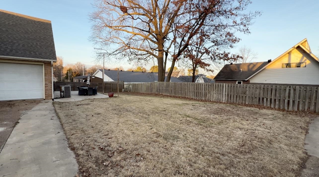 1406  Hillcrest  Jonesboro, AR
