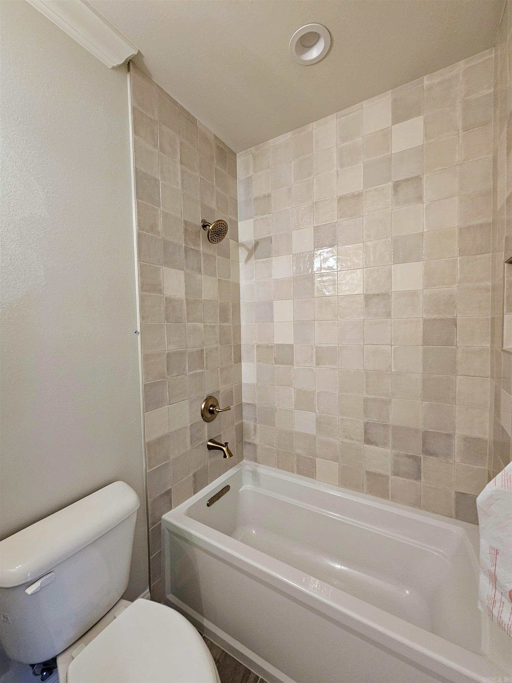 41  Pacifica  Hot Springs Village, AR