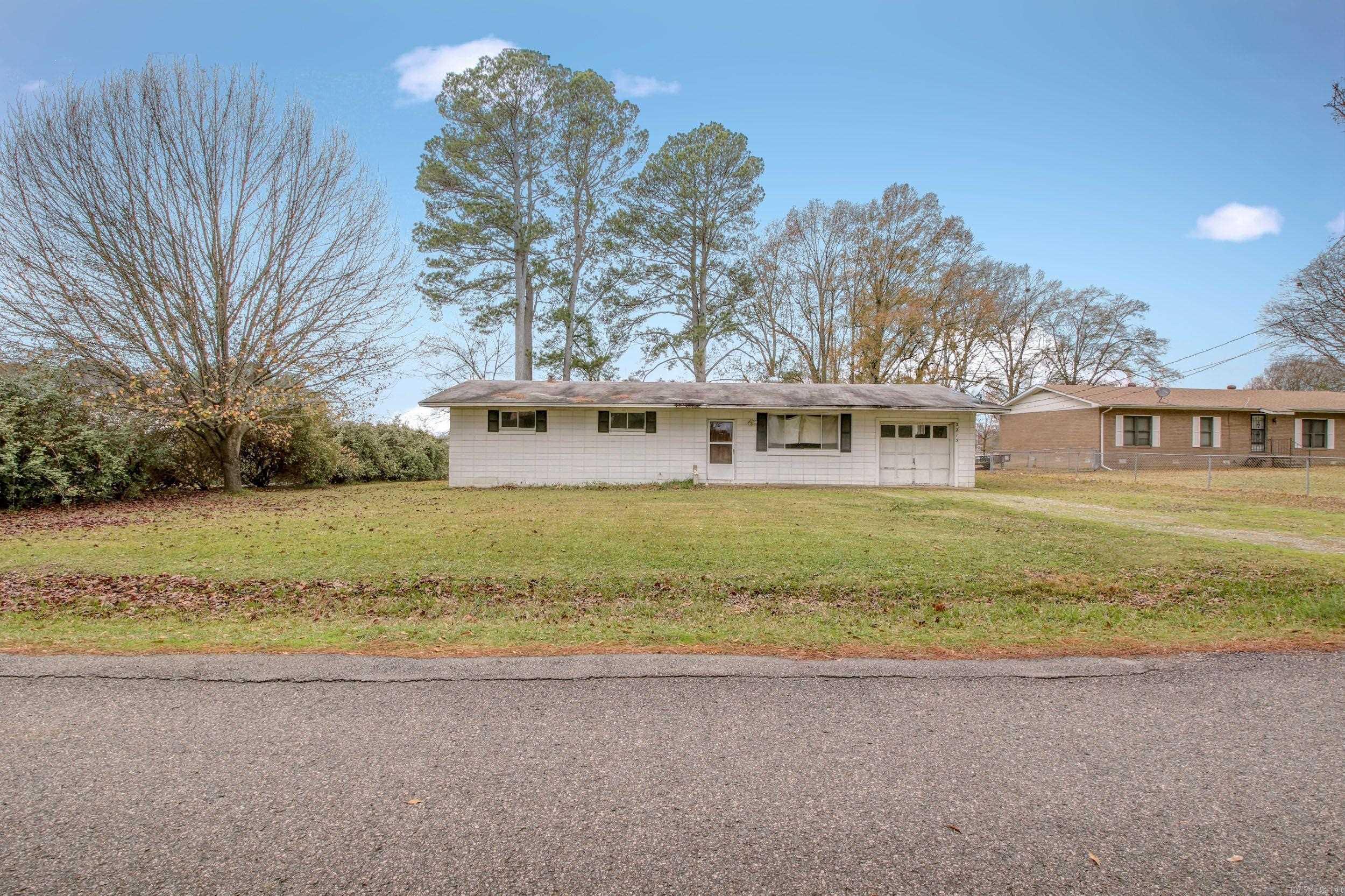 2213  Brandon Road  Bryant, AR