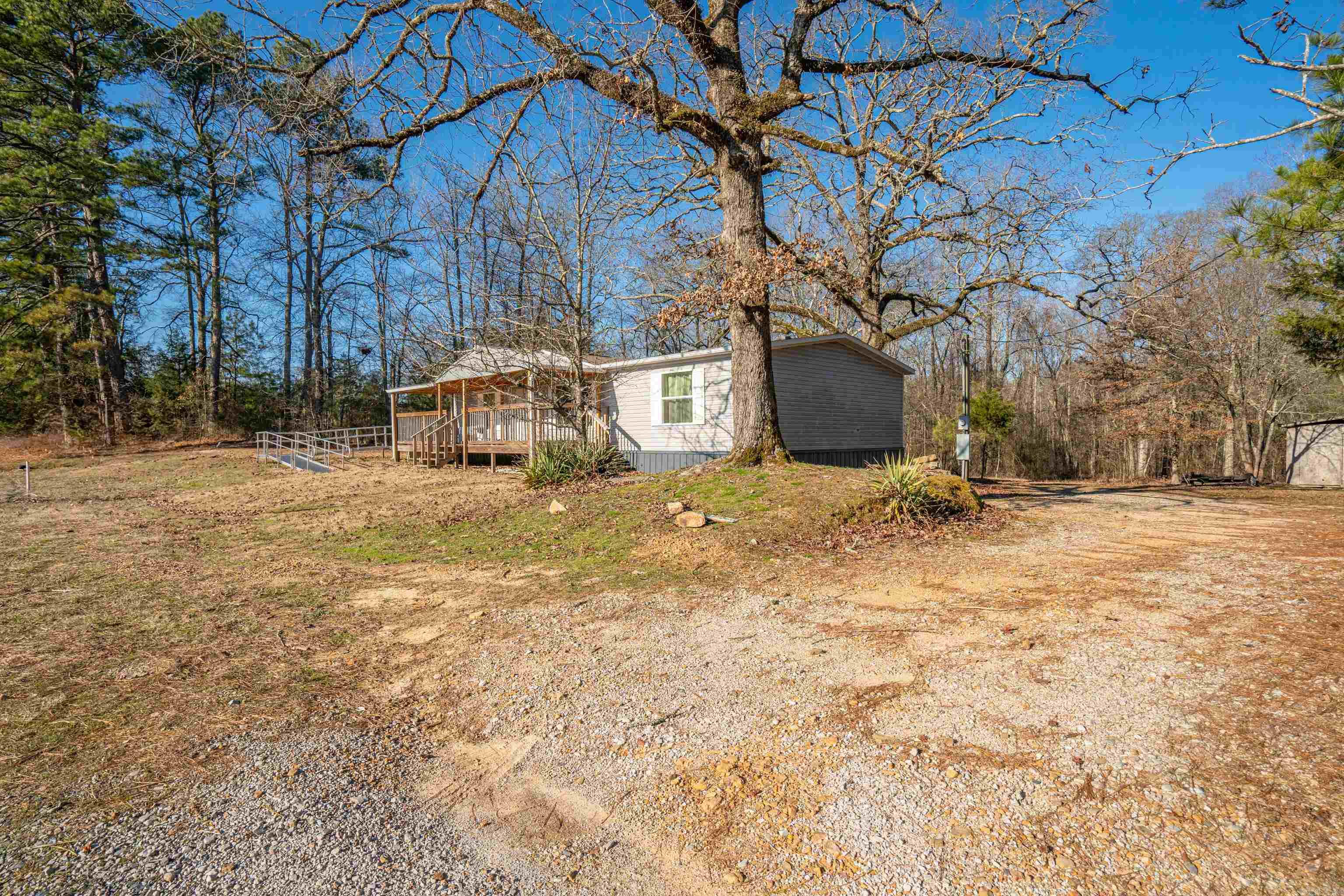 7668  Airport  Bonnerdale, AR