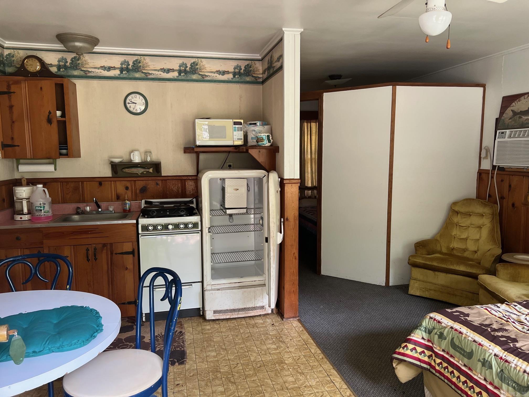 113  Evergreen Cove  Bull Shoals, AR