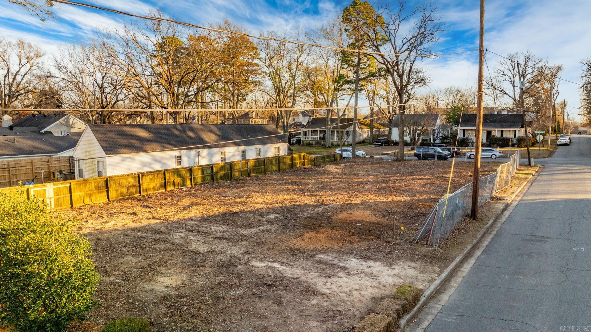 5520  Hawthorne  Little Rock, AR