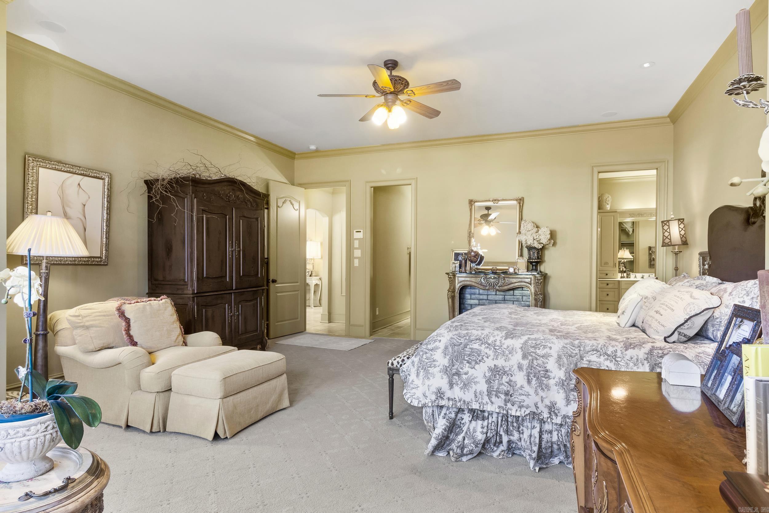60  Country Club  Searcy, AR