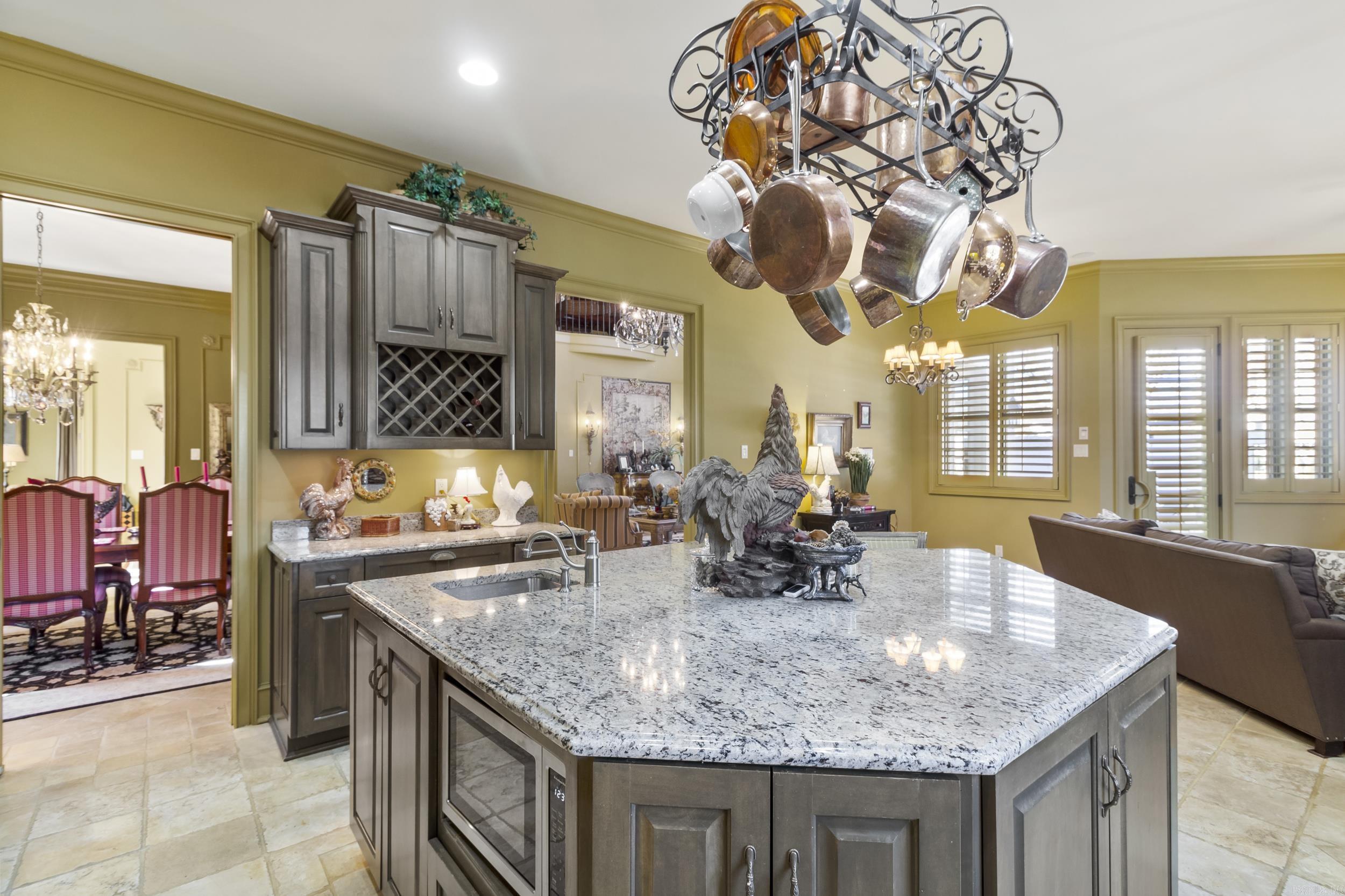 60  Country Club  Searcy, AR