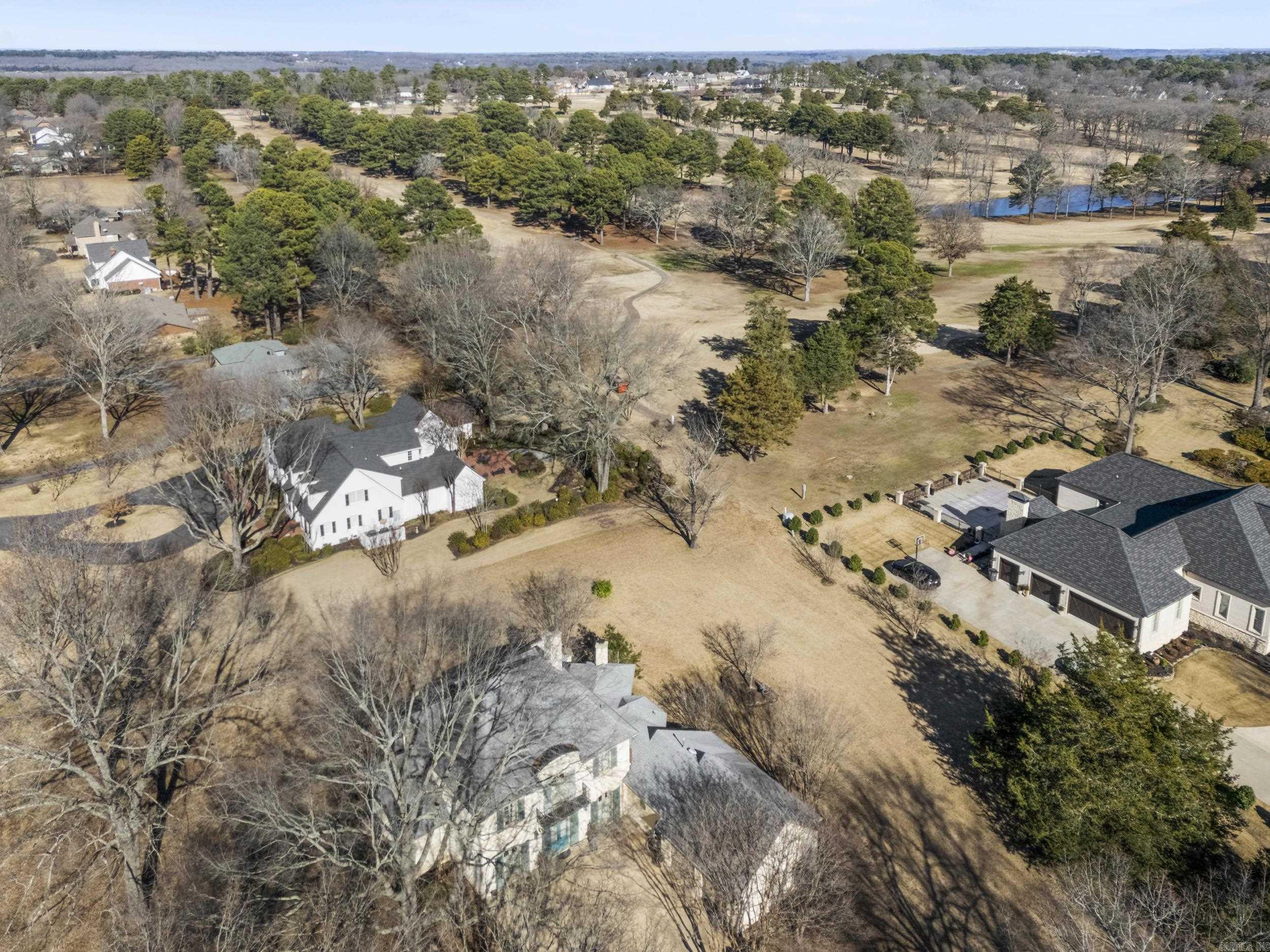 60  Country Club  Searcy, AR