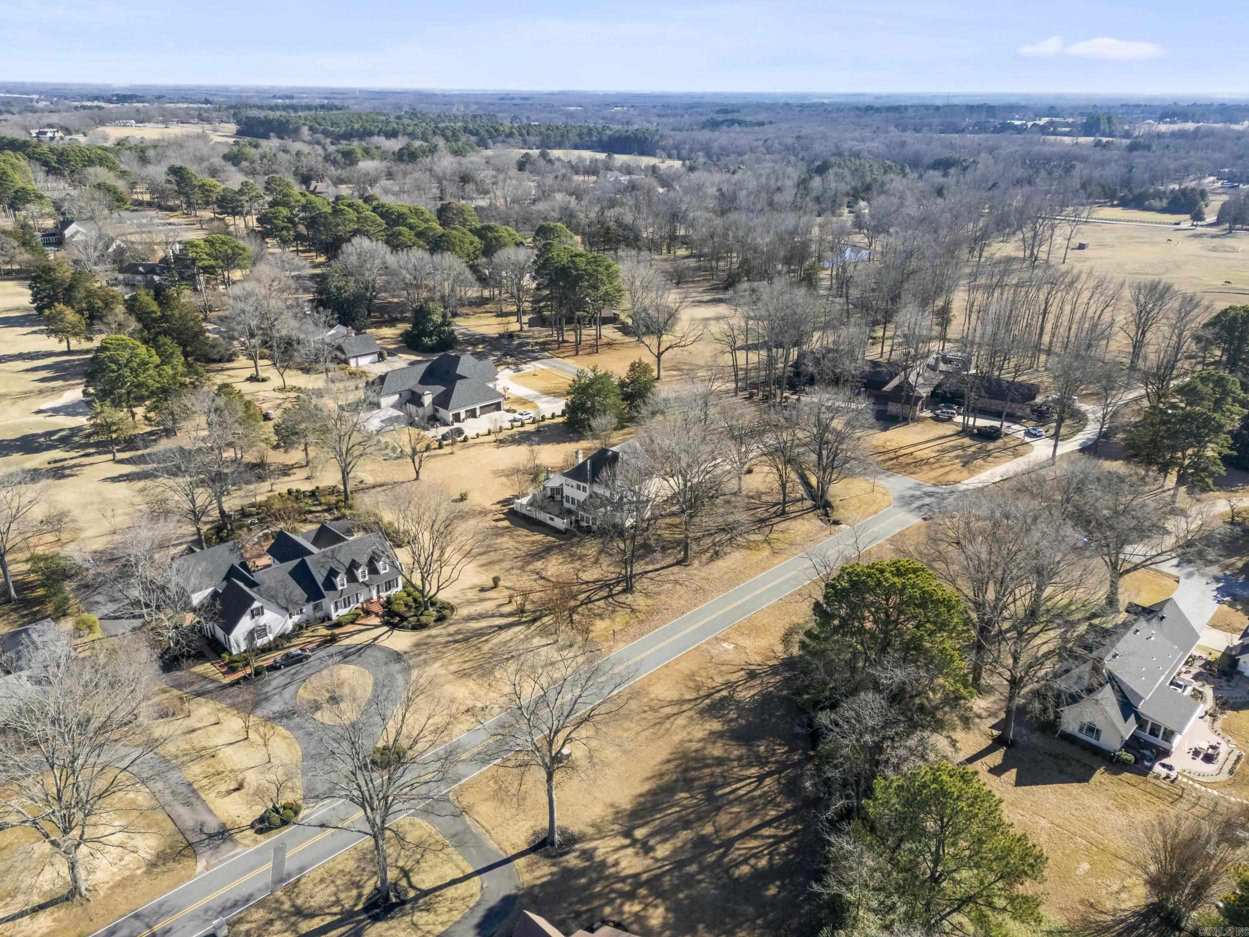 60  Country Club  Searcy, AR