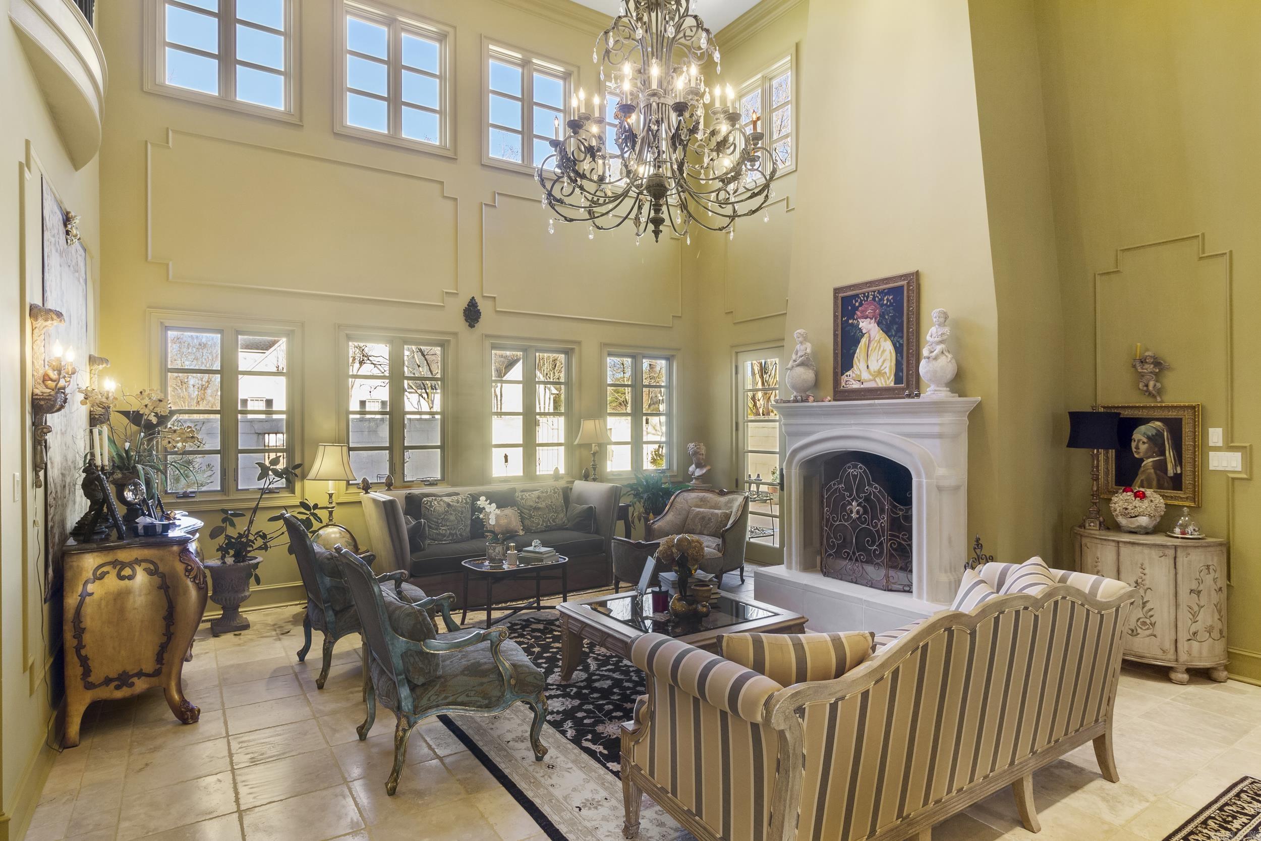60  Country Club  Searcy, AR