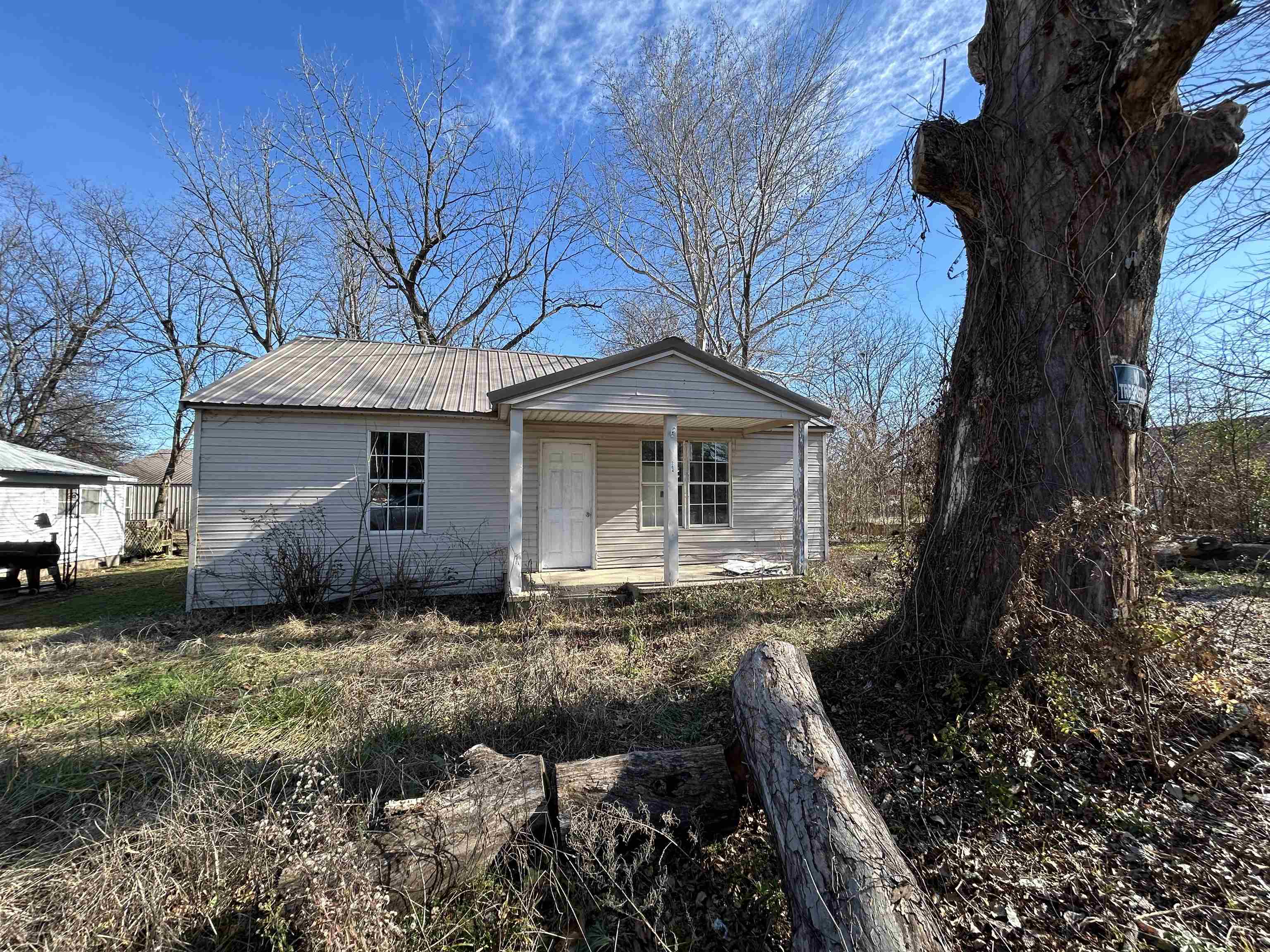 204 N McKinley  Corning, AR