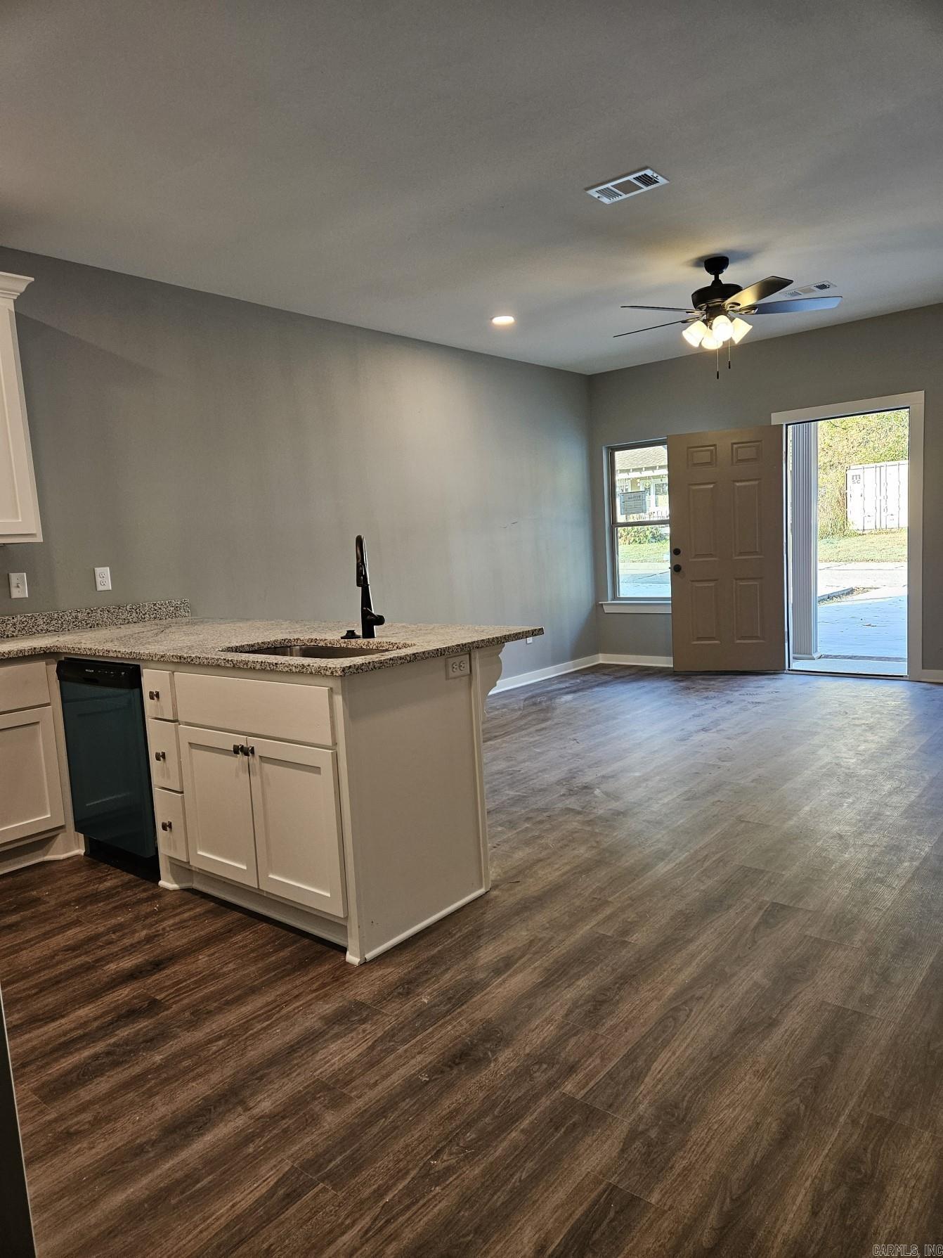508 and 510 N Oak St  Searcy, AR