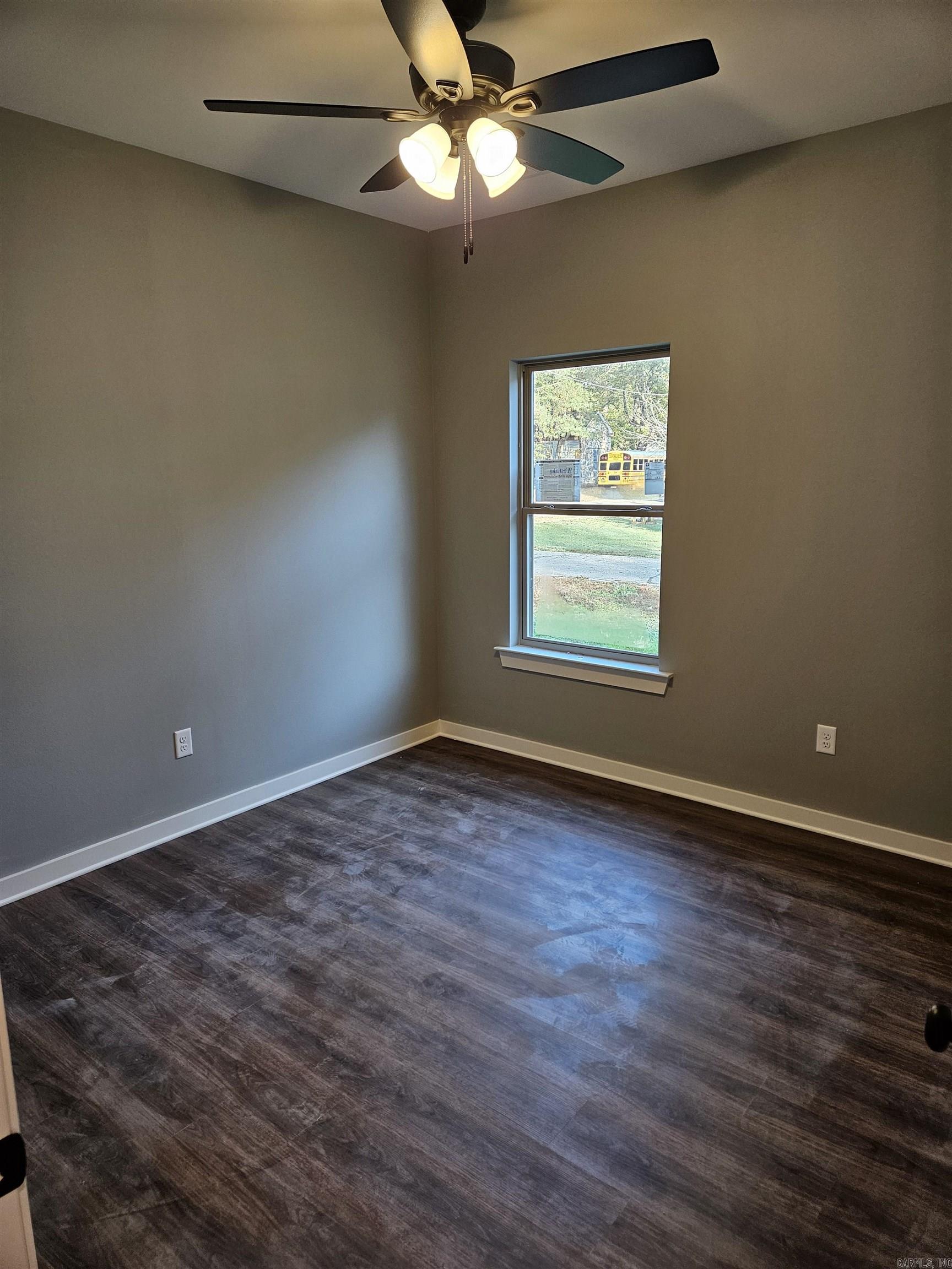 508 and 510 N Oak St  Searcy, AR