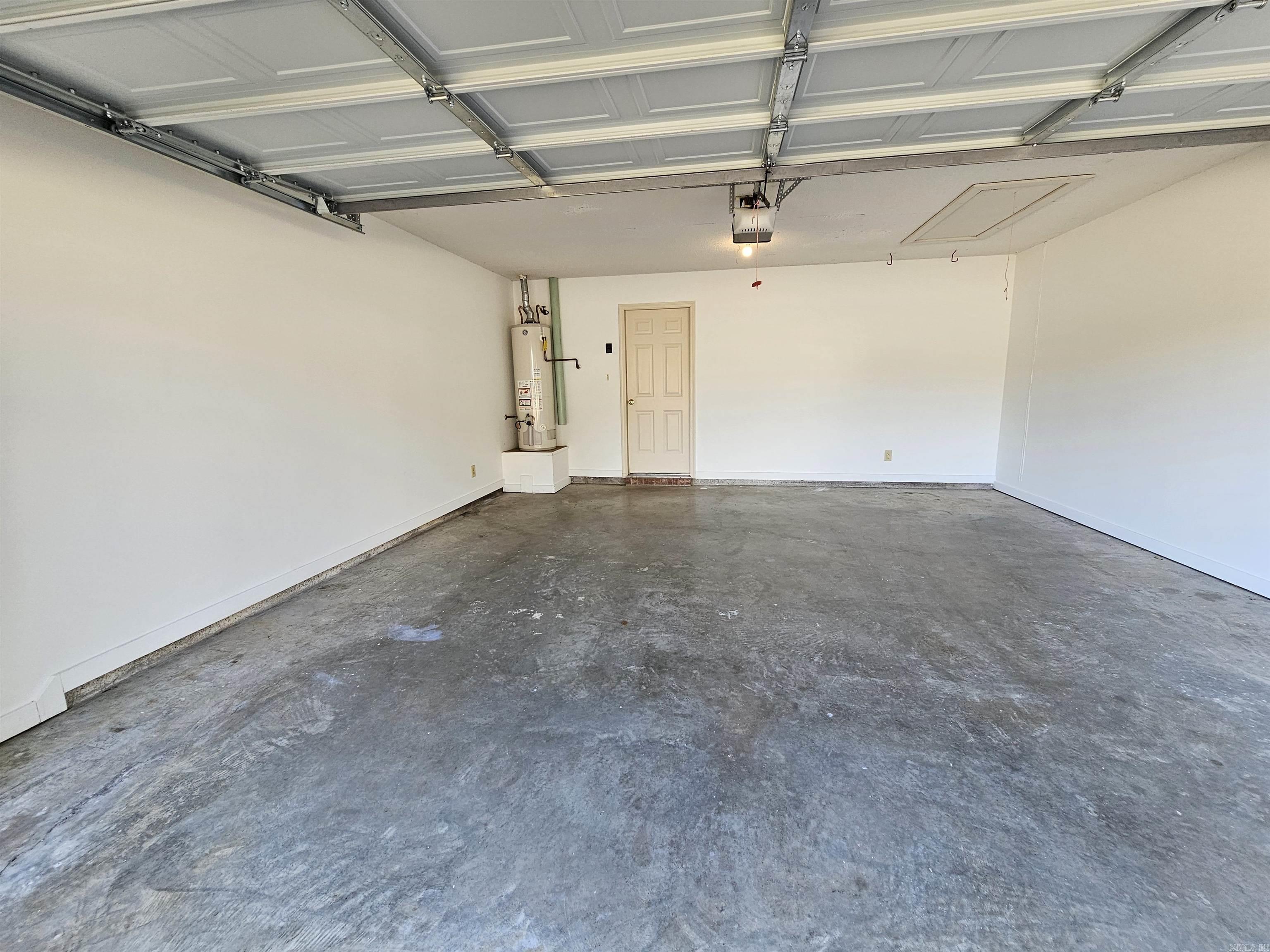 2525  Mount Vernon  Benton, AR