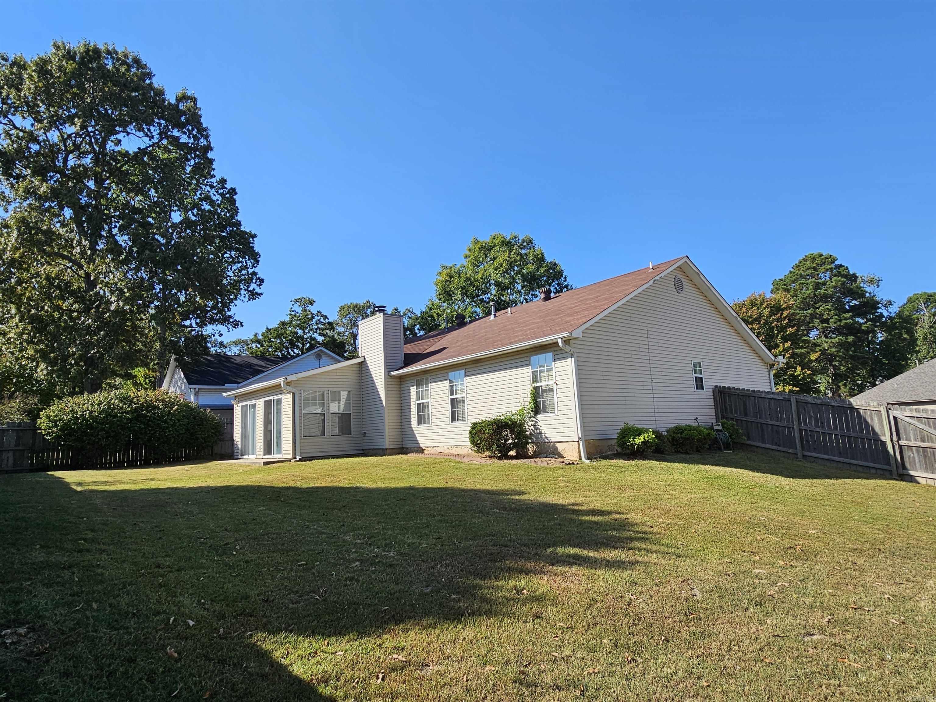 2525  Mount Vernon  Benton, AR