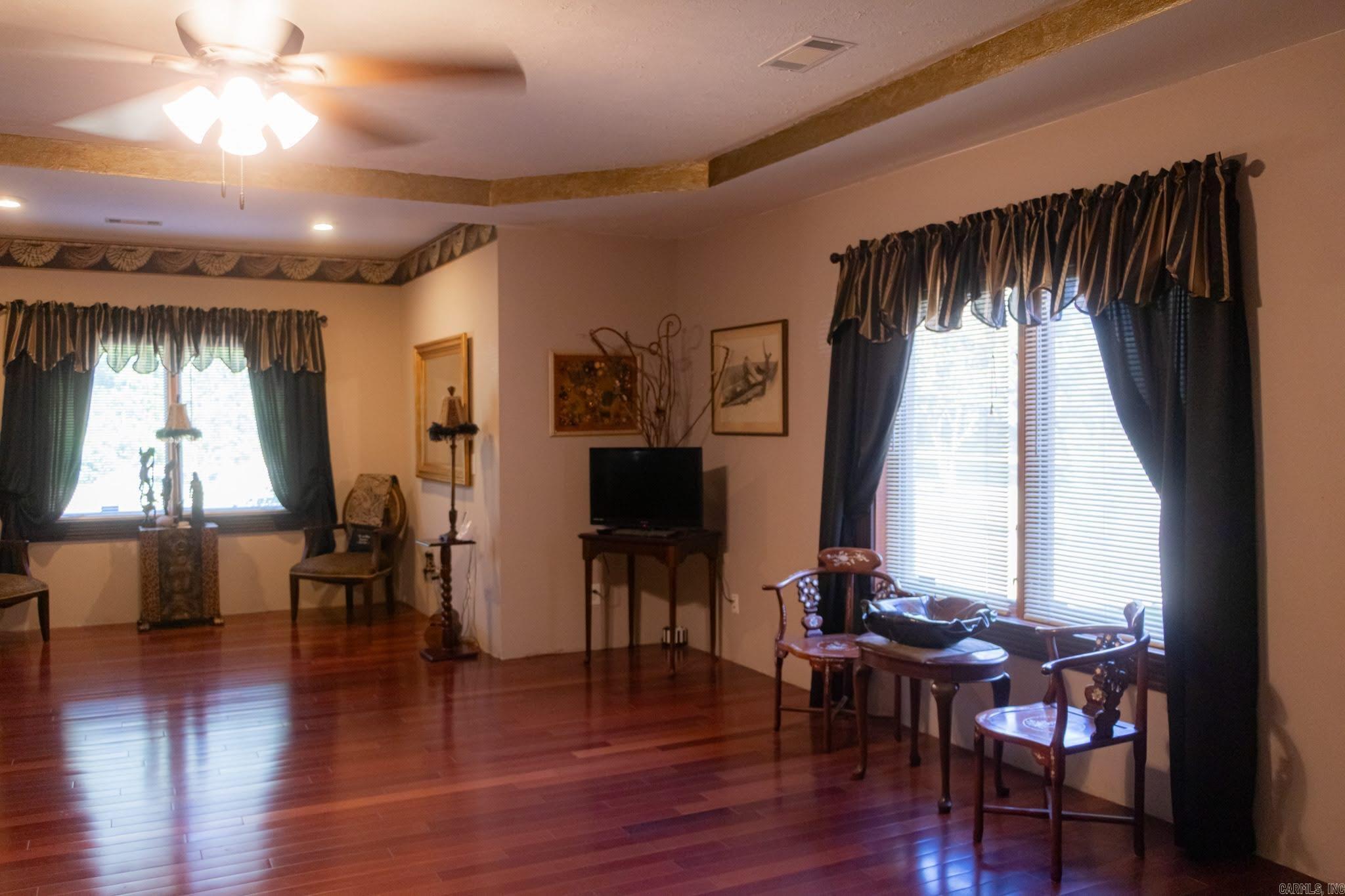 94  Givens  Morrilton, AR
